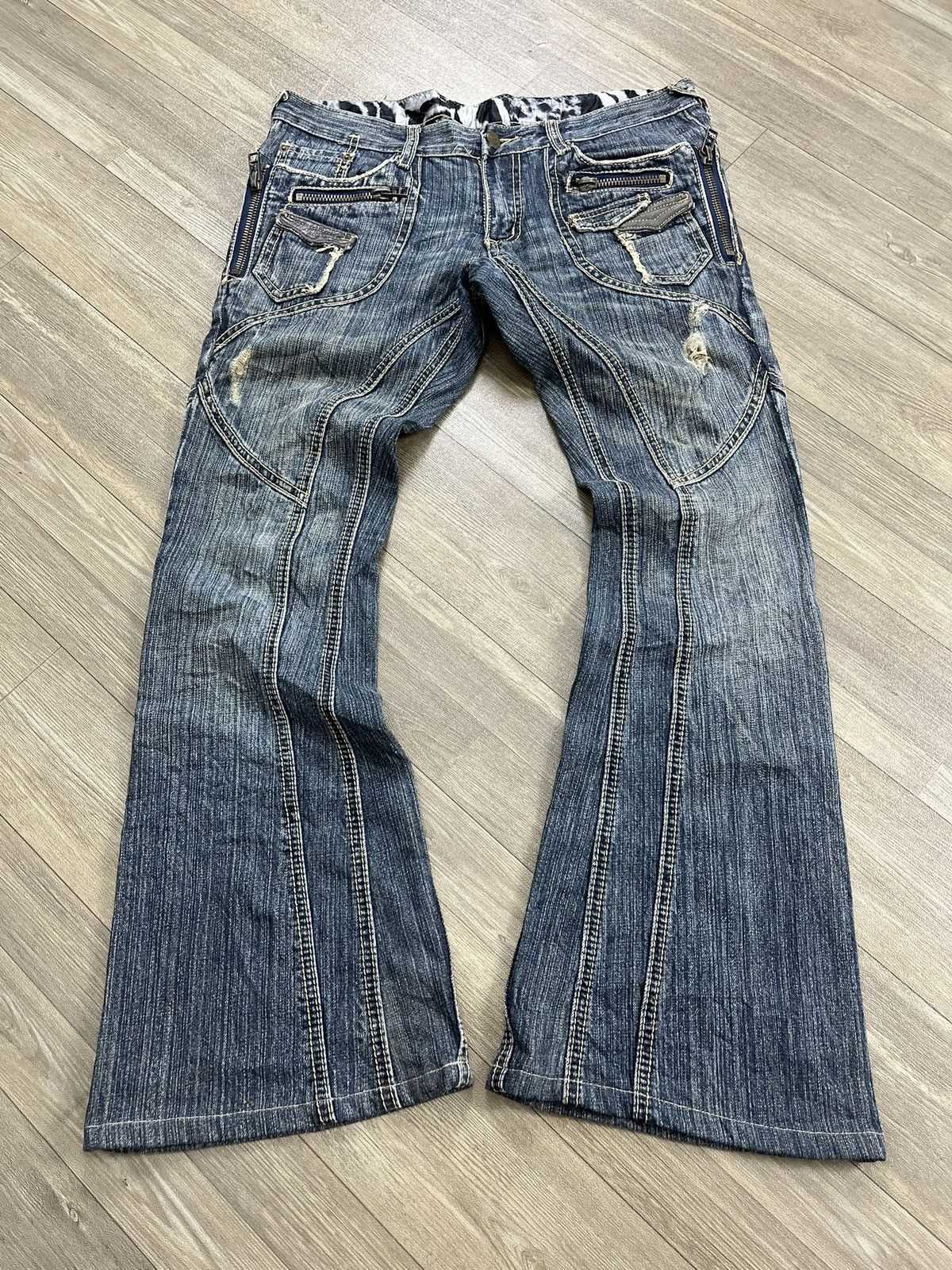 Tornado Mart 2000s Tornado Mart Spiral Distressed Lgb Punk Flared Jeans Size US 32 / EU 48 - 1 Thumbnail
