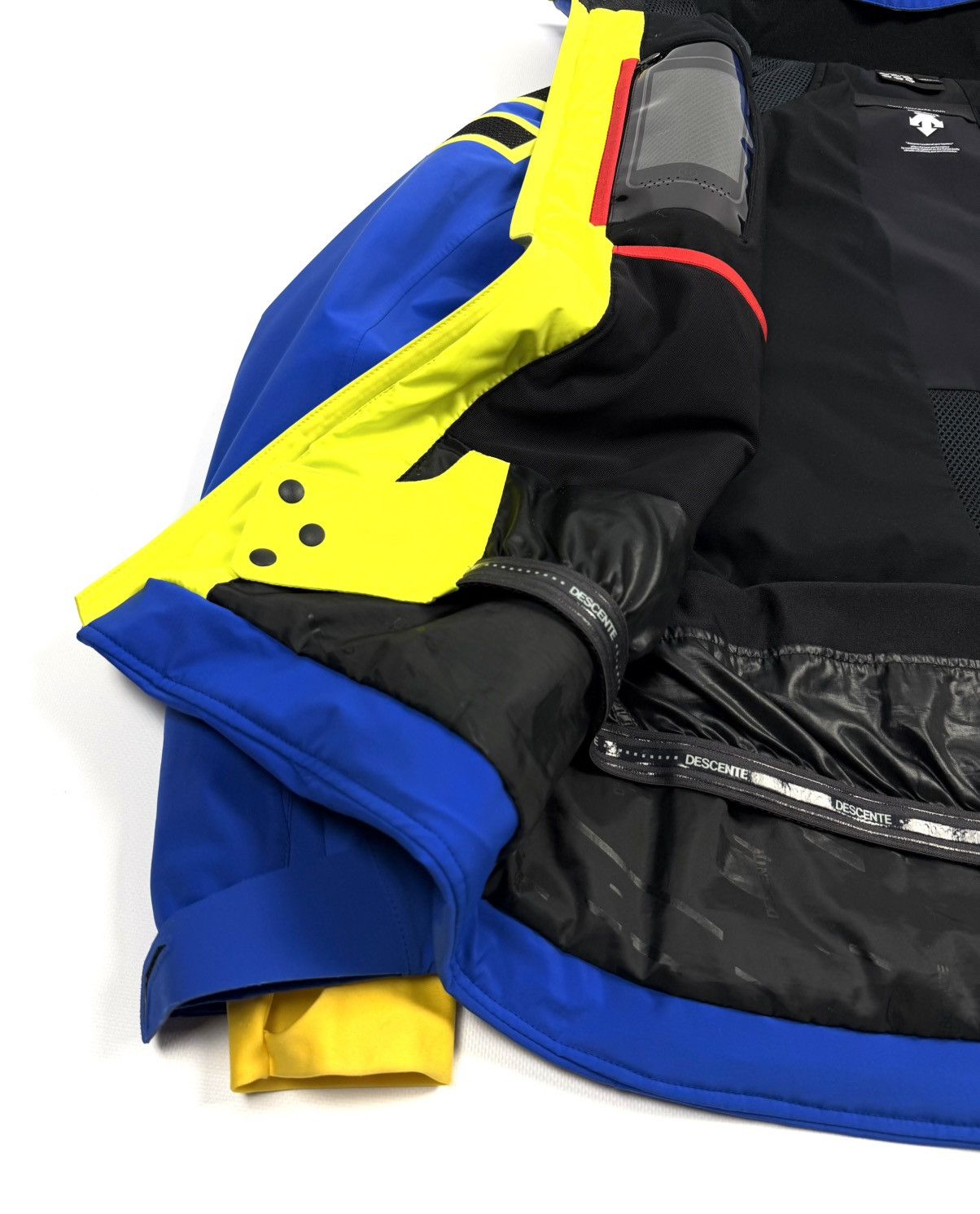 Descente Descente Ski Jacket Waterproof 20K Alpine Outdoor Gorpcore Size US L / EU 52-54 / 3 - 14 Thumbnail