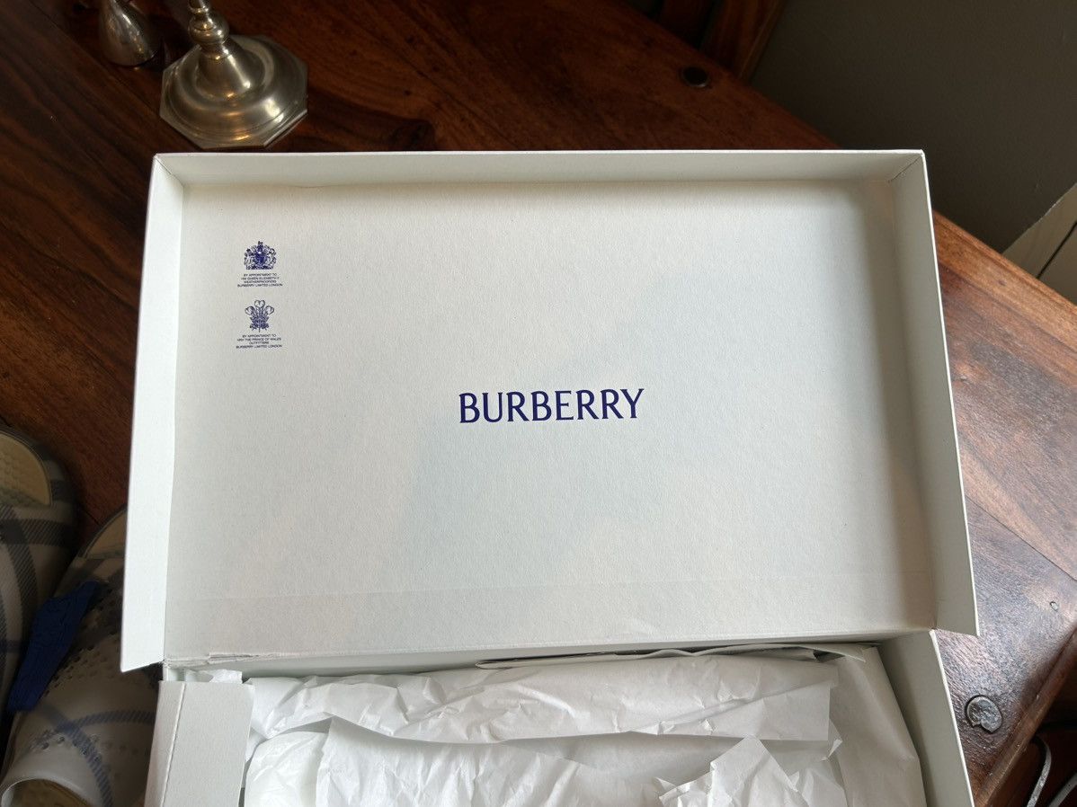 Burberry Stingray Check Rubber Slide Sandals Size US 10 / EU 43 - 9 Thumbnail