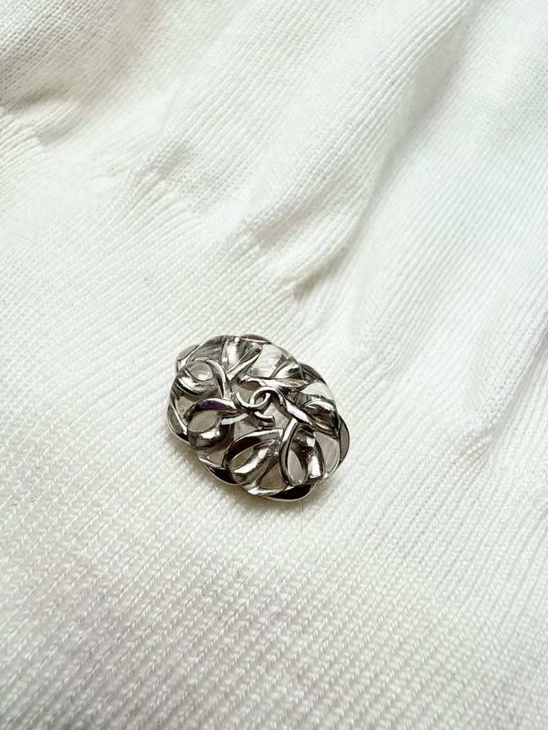 Chanel Chanel 20A white three-dimensional camellia knitted sweate Size XXS / US 00 / IT 34 - 4 Thumbnail