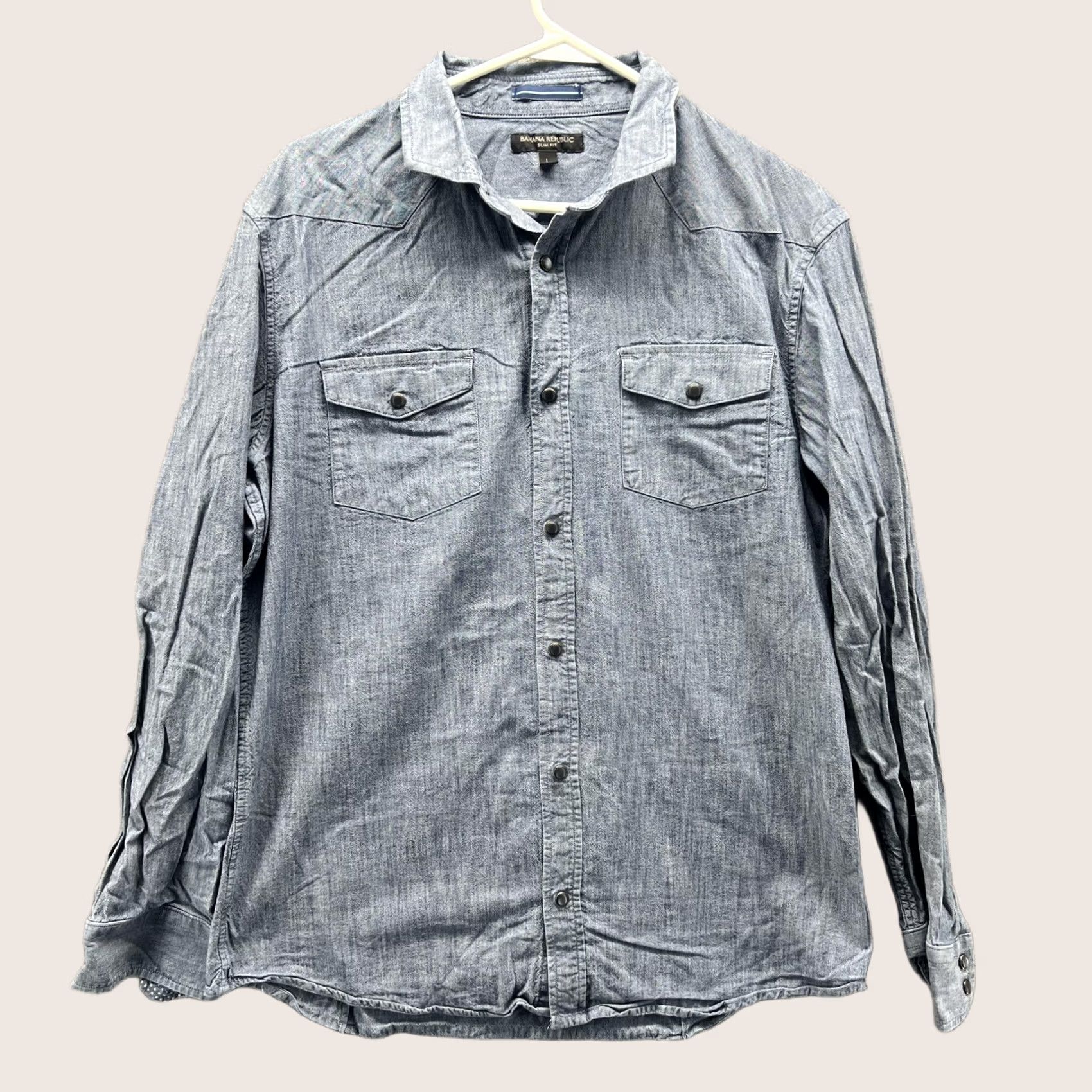 Banana Republic Banana Republic Shirt Mens L Blue Chambray Long Sleeve Button Front Slim Size US L / EU 52-54 / 3 - 1 Thumbnail