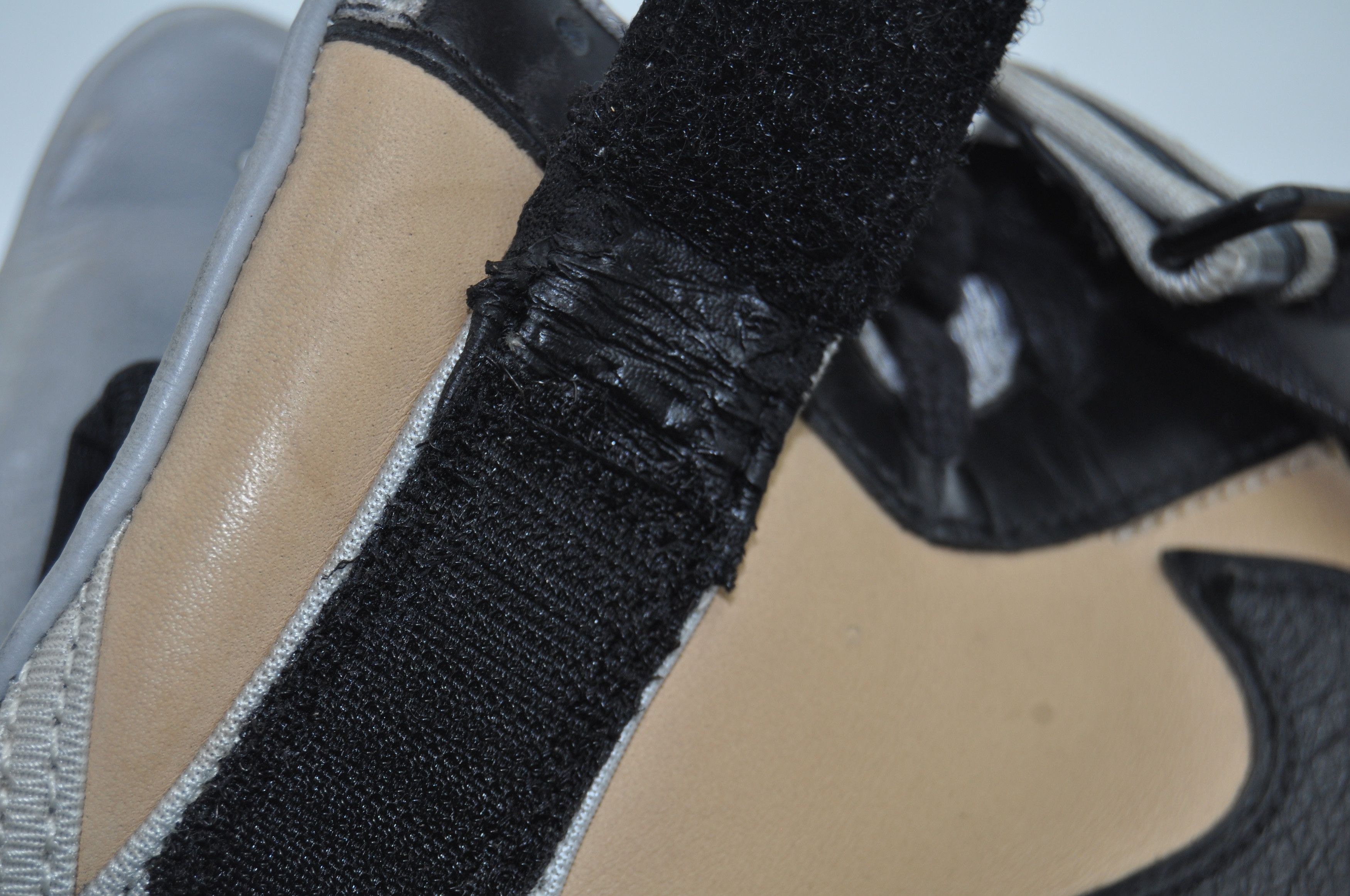 Nike × Riccardo Tisci Nike - Riccardo Tisci - 2014 - Air Force 1 Mid SP RT Size US 9.5 / EU 42-43 - 12 Thumbnail