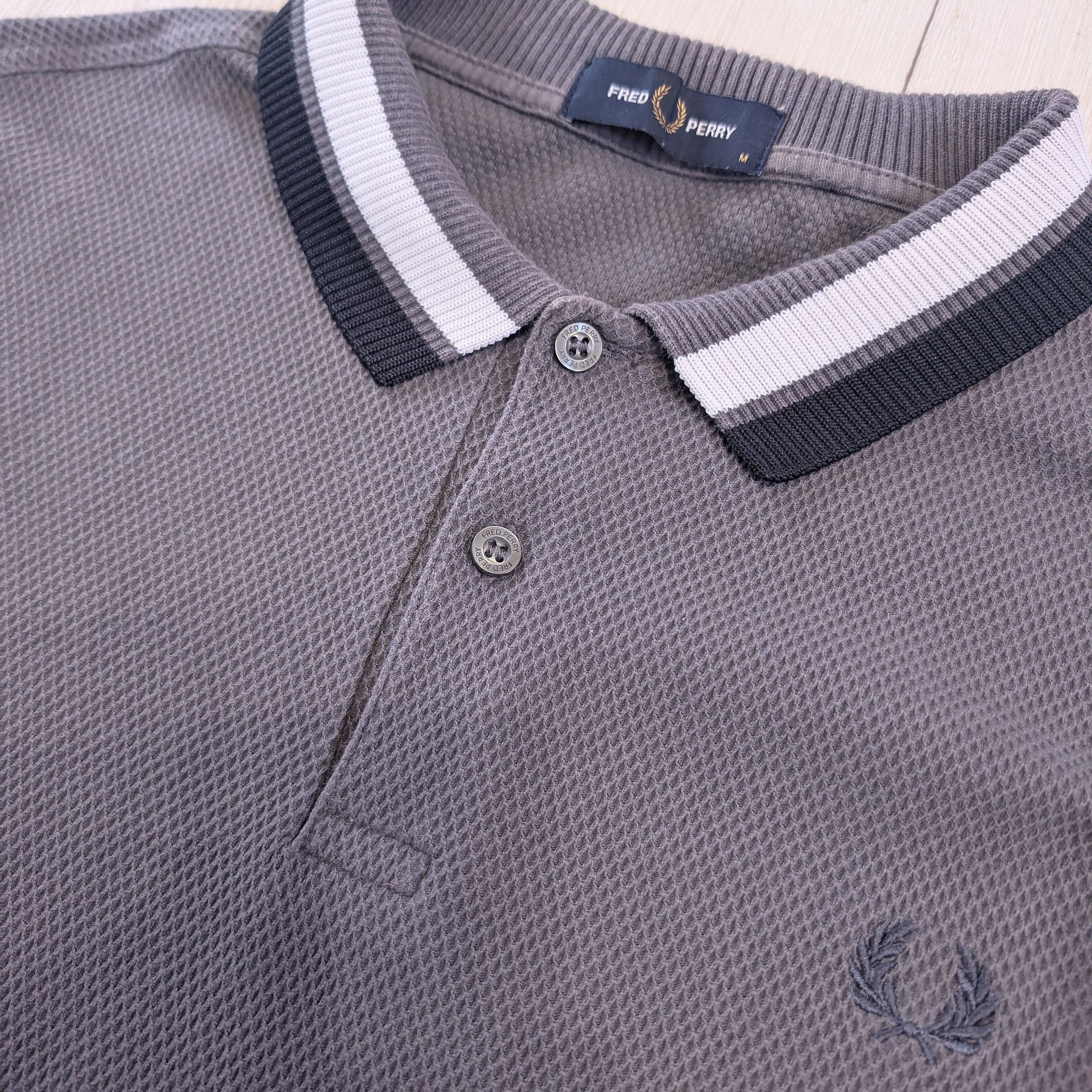 Fred Perry Fred Perry Knit Polo Shirt Size M Gray Classic Retro Style Size US M / EU 48-50 / 2 - 6 Thumbnail