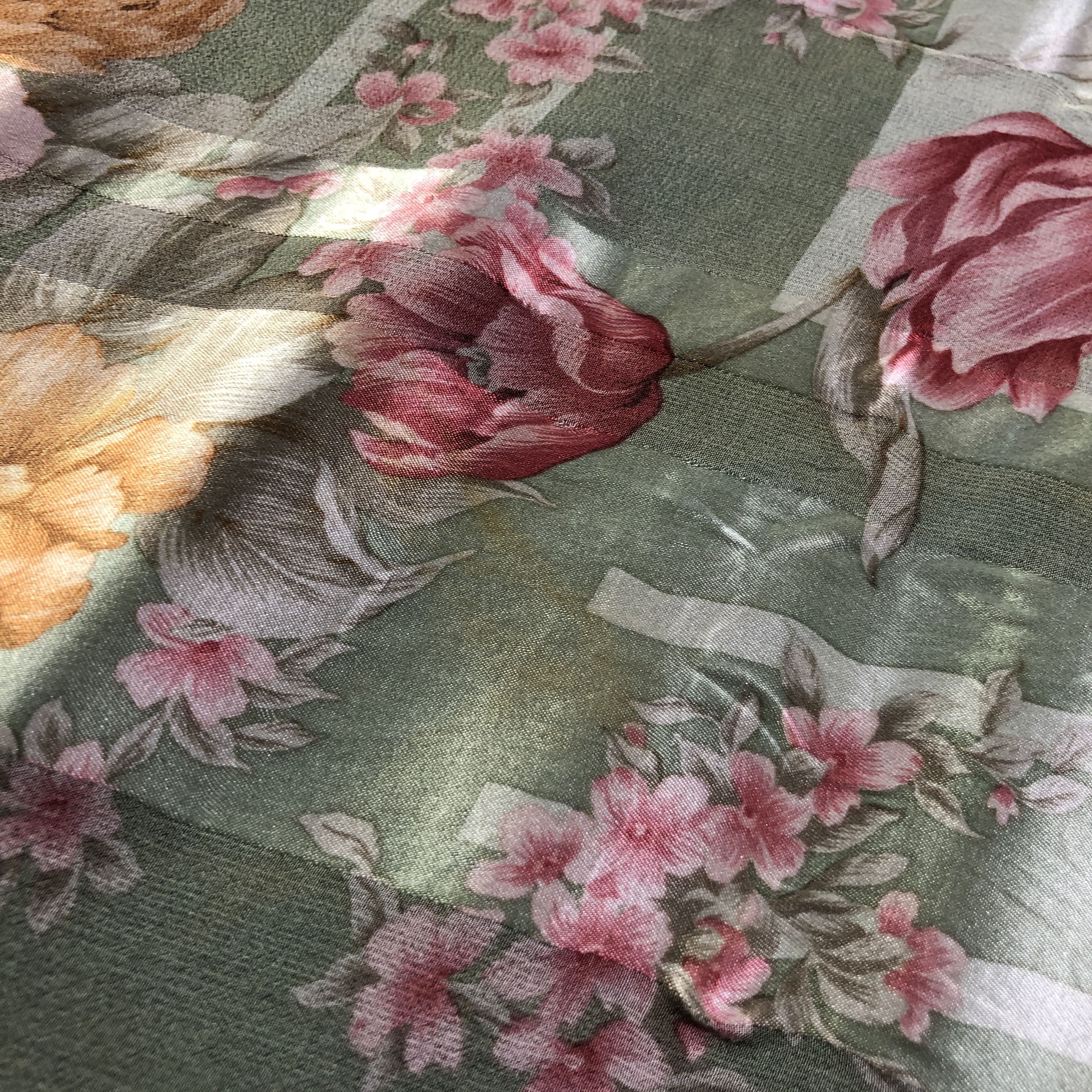 Hardy Amies Hardy Amies Floral Hand Rolled Silk Scarf M1045 Size ONE SIZE - 7 Thumbnail