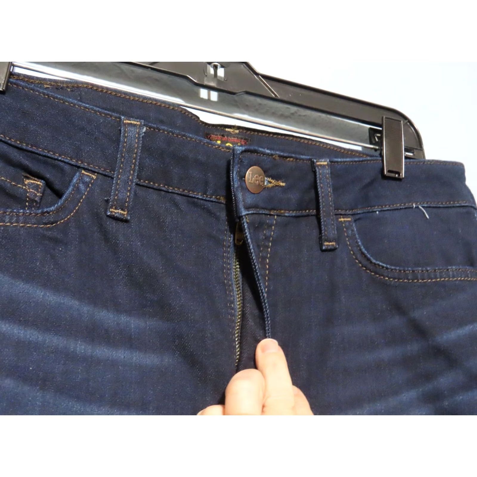Lee Lee Jeans Women 12 Petite Deep Dyed Midrise Regular Straight Leg Blue NWT Size 34" / US 12 / IT 48 - 6 Thumbnail