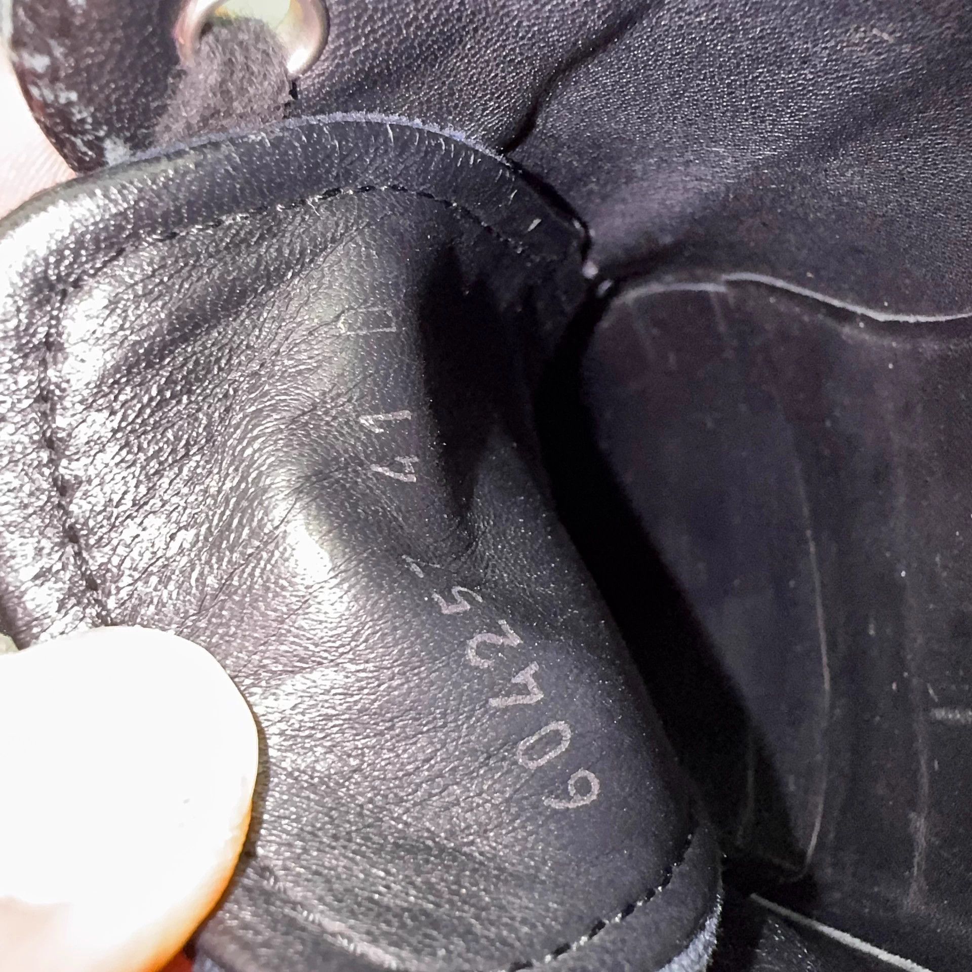 Alexander McQueen Alexander McQueen Tread Slick White Black 41 Size US 8 / EU 41 - 9 Thumbnail