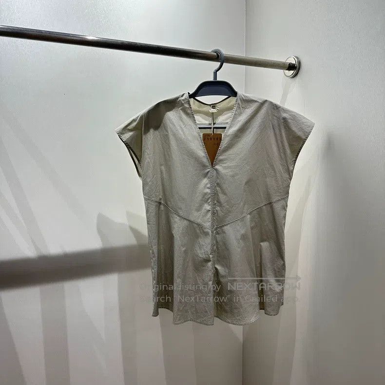 Hermes Hermes V-Neck Solid Short Sleeve Cotton Size XS / US 0-2 / IT 36-38 - 1 Thumbnail