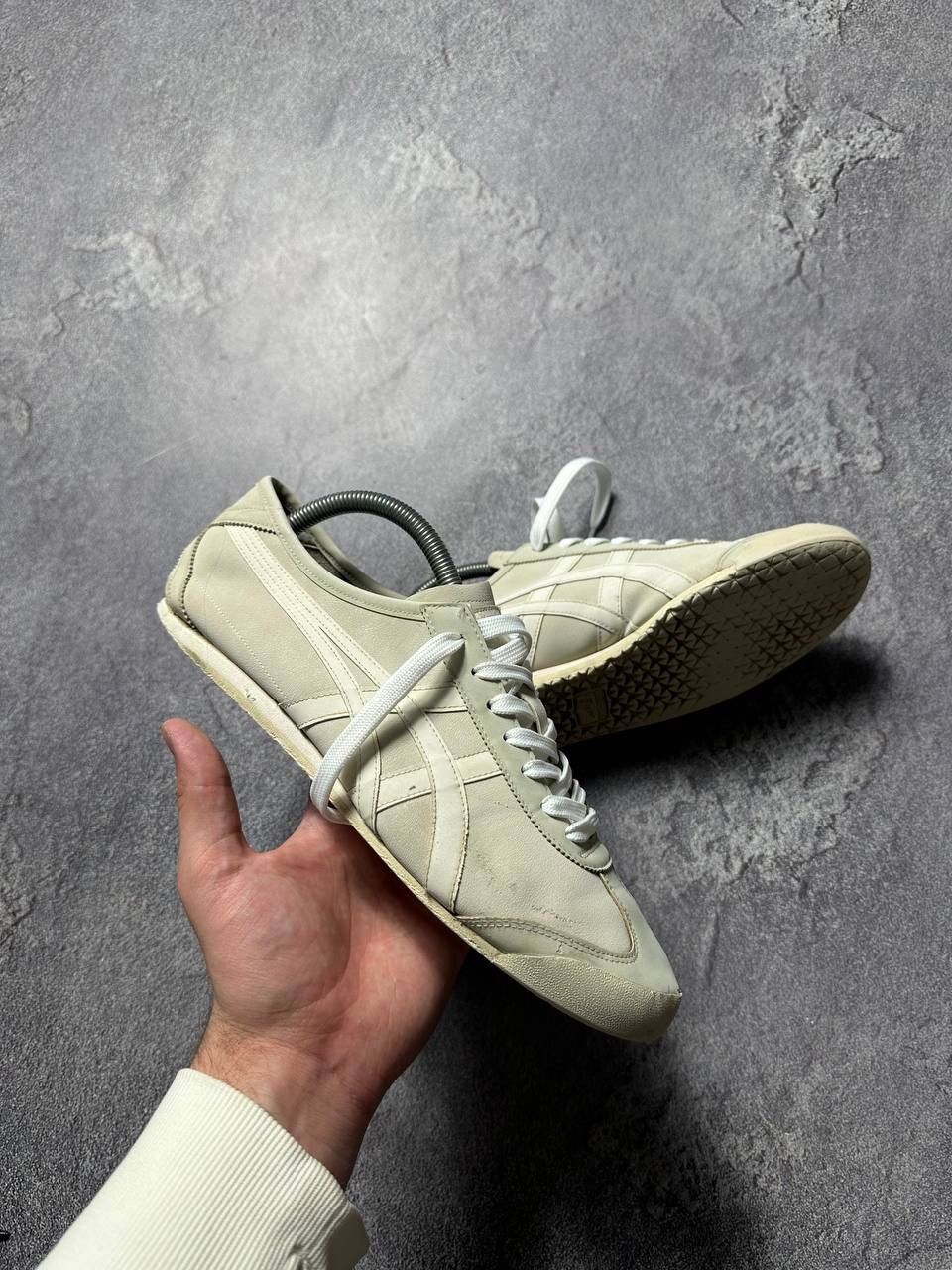 Asics ONITSUKA TIGER MEXICO 66 VINTAGE ASICS SHOES Size US 9 / EU 42 - 4 Thumbnail