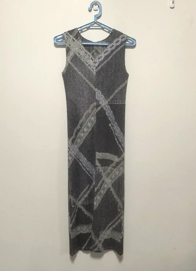 Issey Miyake Issey Miyake size:3 Grey denim lace dress Size S / US 4 / IT 40 - 1 Thumbnail
