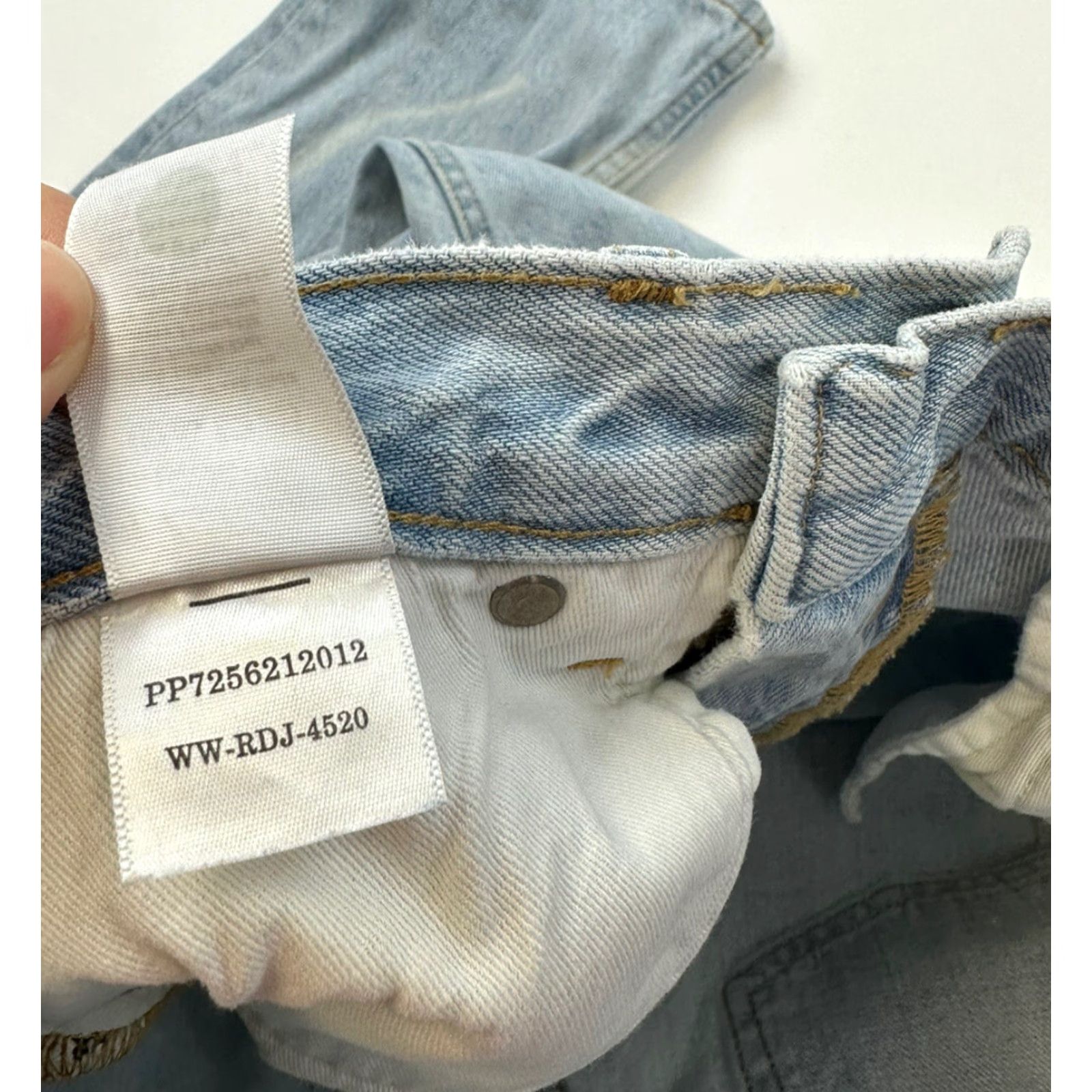 Everlane **Everlane Women’s 28 Blue 90s Acid Wash Cheeky Jean Upcycled** User: Everlane Women’s 28 Blue 90s Acid Wash Cheeky Jean Upcycled Size 28" / US 6 / IT 42 - 5 Thumbnail