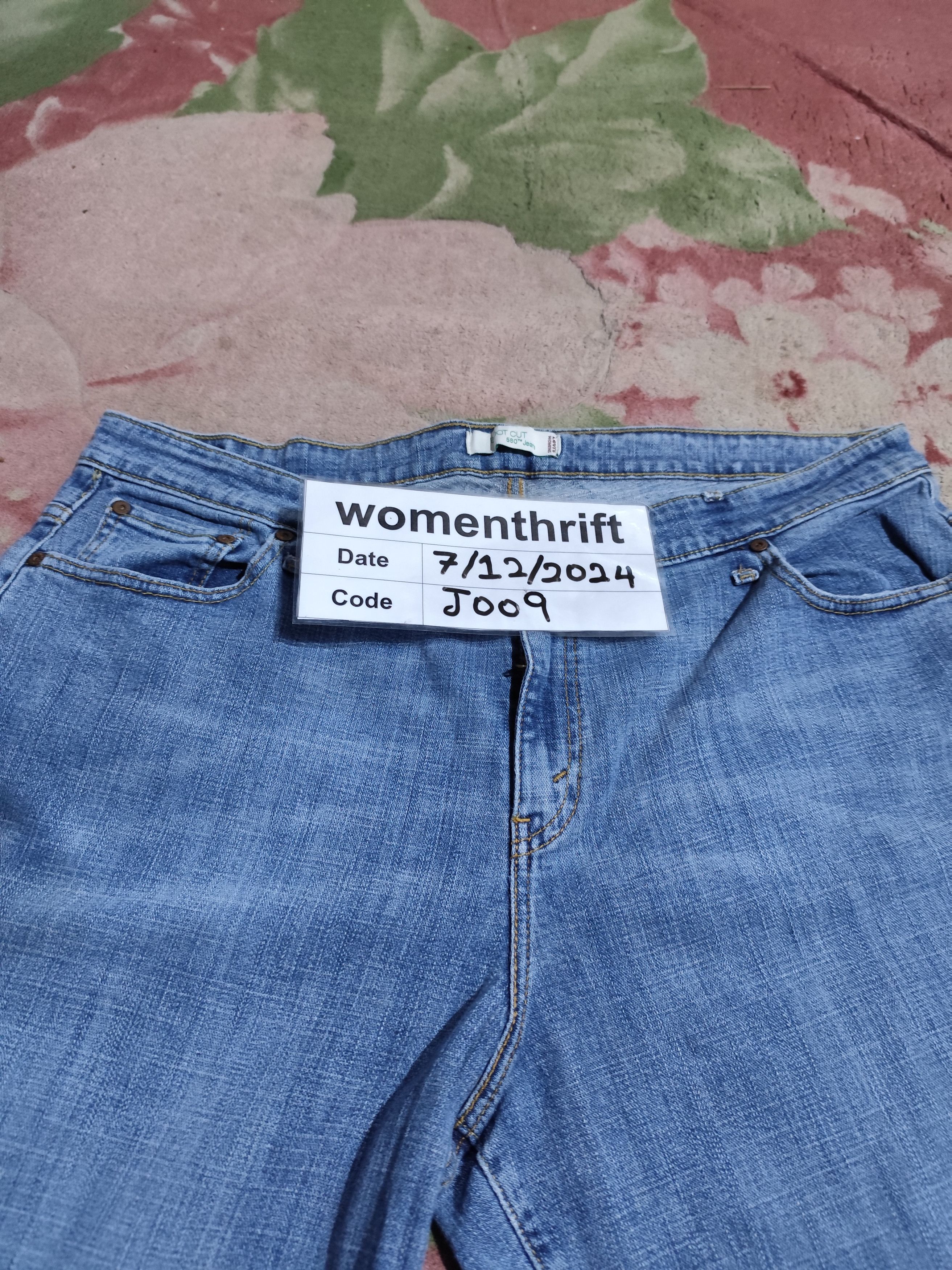 Levi's × Levi's Vintage Clothing Levi's 580 Vintage Bootcut Flare Denim J009 Size 40" / US 18 - 24 Thumbnail