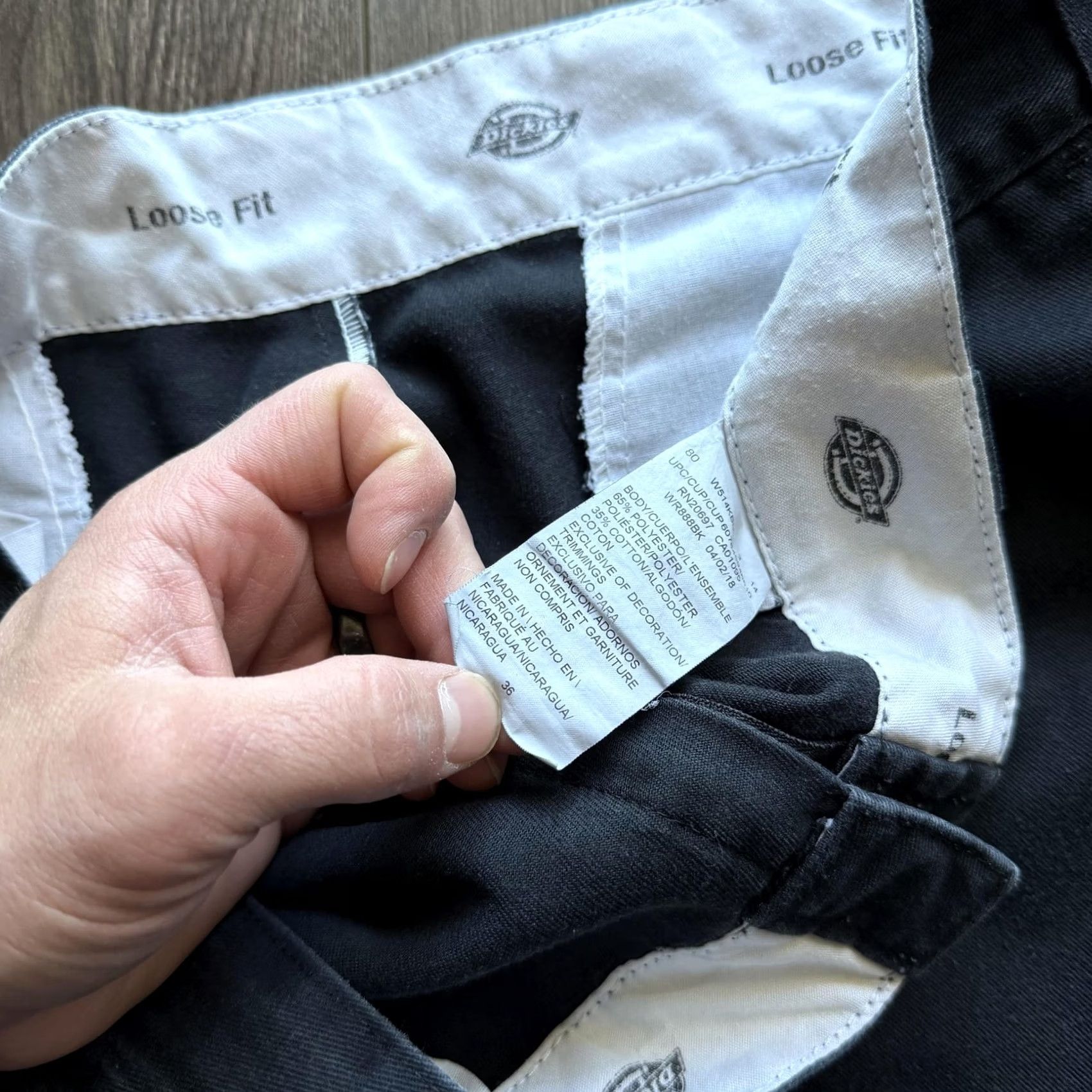 Dickies Dickies Cargo Shorts 35 Black Cotton Canvas Pockets Loose Fit Baggy Y2K Mens Shorts Size US 35 - 5 Thumbnail