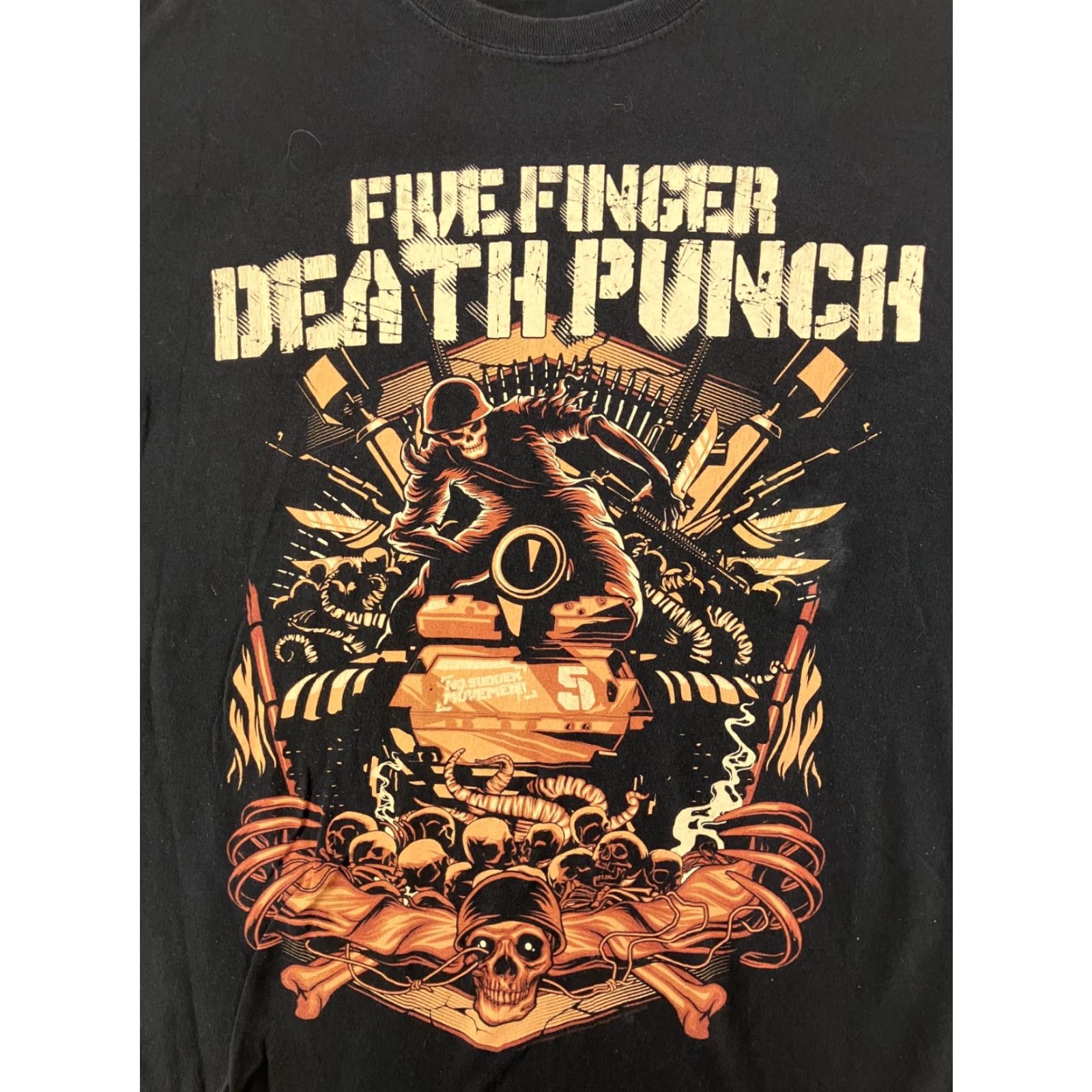 Vintage Five Finger Death Punch Band T-Shirt Adults Large Black Graphic Print 2016 Tour Mens Size US L / EU 52-54 / 3 - 2 Thumbnail
