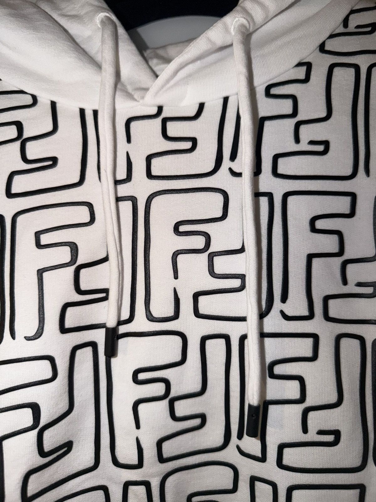 Fendi Fendi 3D Logo Hoodie Size US XXL / EU 58 / 5 - 2 Thumbnail