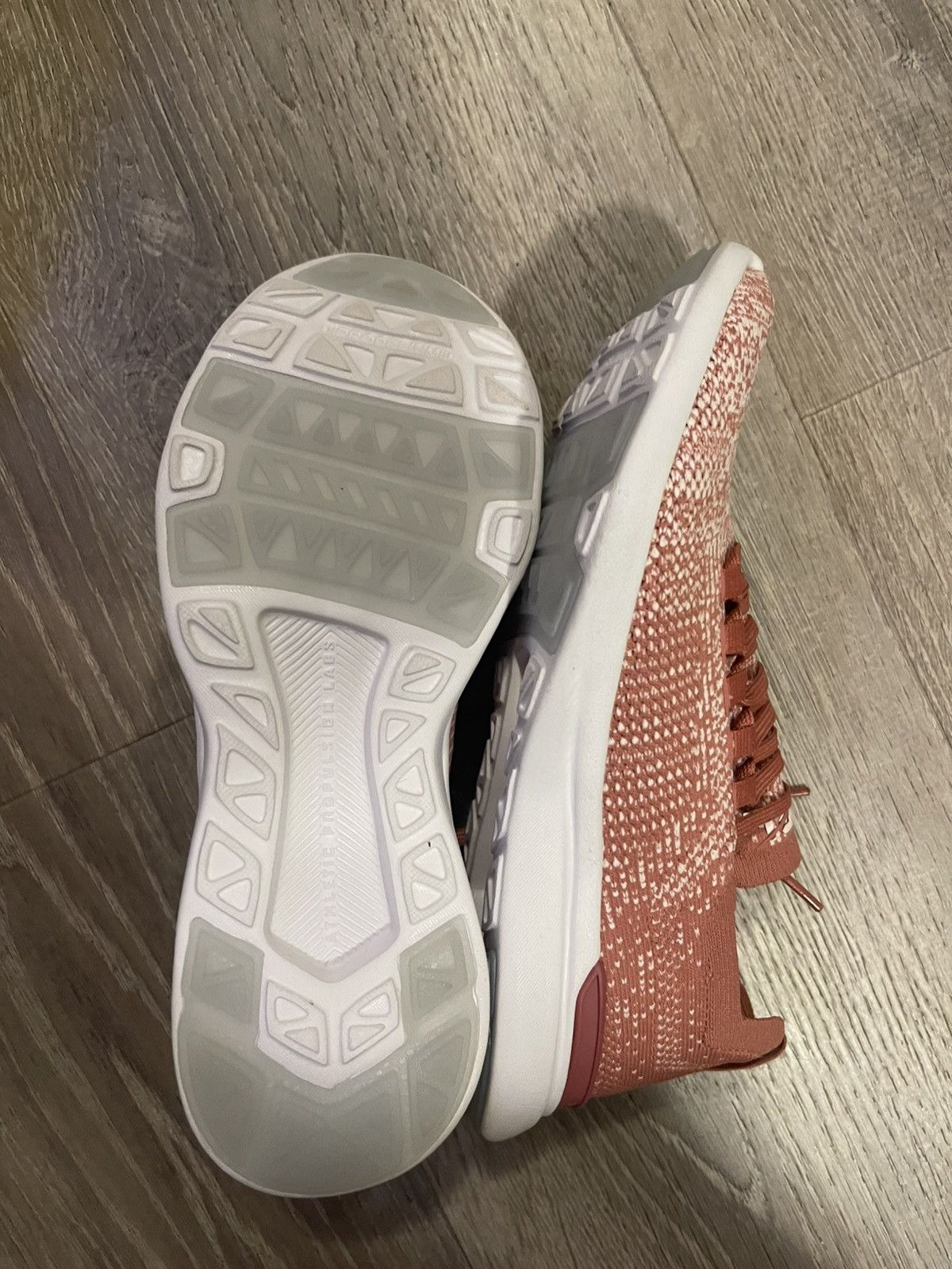 APL APL Techloom Breeze Cedar Bleached Pink Ombre Size 7.5 Size US 7 / IT 37 - 8 Thumbnail