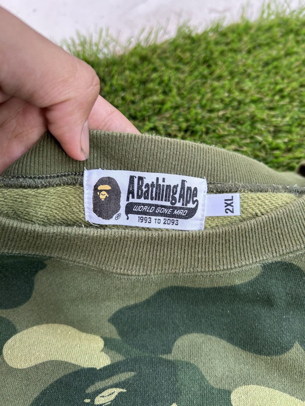 Bape × Swarovski BAPE Swarovski Spellout ABC Green Camo Crewneck Sweatshirt Size US XXL / EU 58 / 5 - 4 Thumbnail
