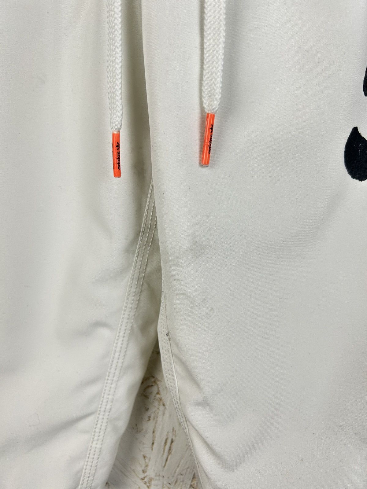 Adidas Vintage Adidas Marc Gonzales Sample Shorts Skate White 50 Size US 34 / EU 50 - 3 Thumbnail