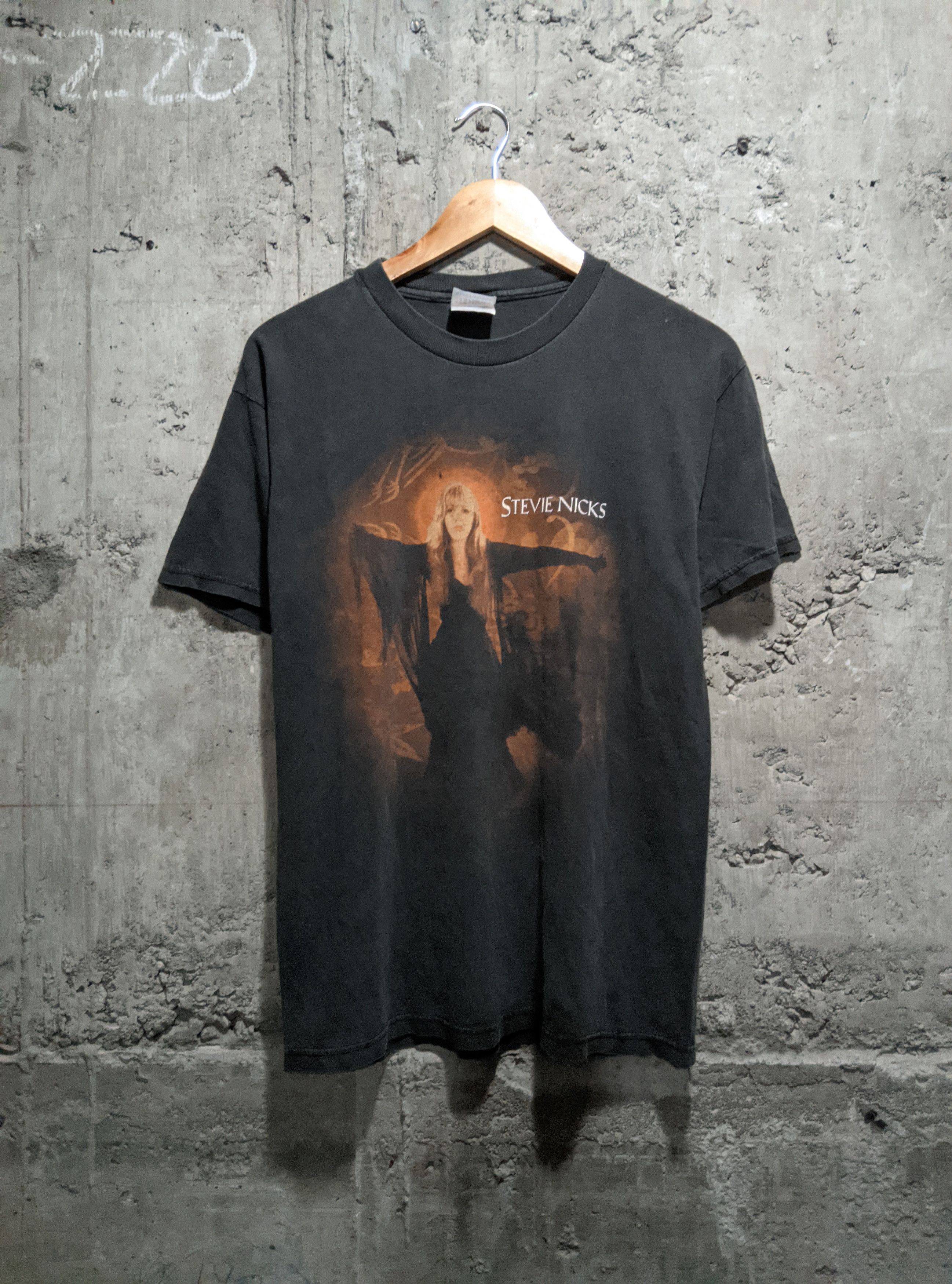 Band Tees Vintage 2001 stevie nicks Fleetwood Mac rock tour Size US M / EU 48-50 / 2 - 1 Thumbnail