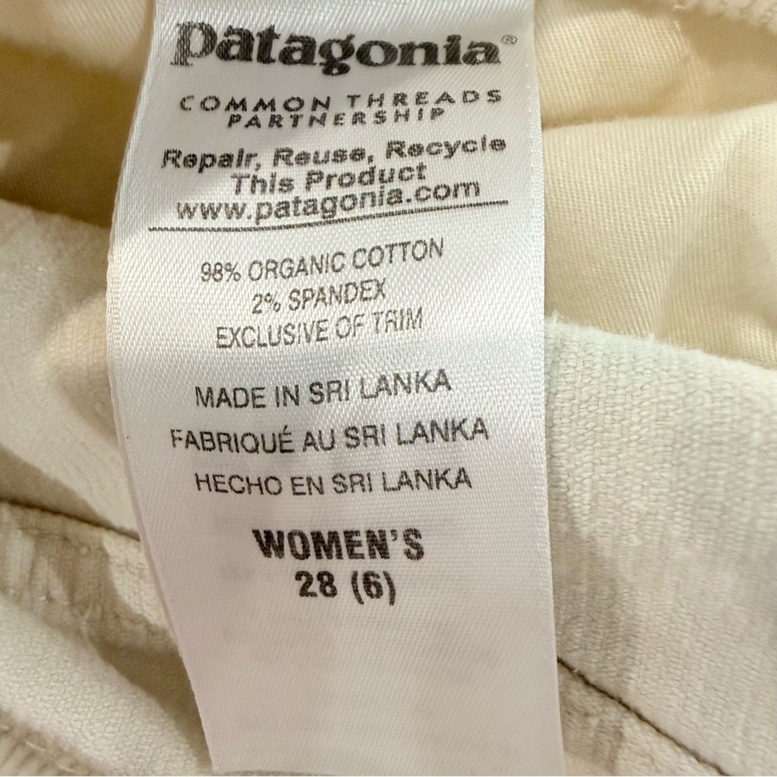 Patagonia Patagonia Fitted Cropped Corduroy Pants Raw Hem Women’s 28 Size 28" / US 6 / IT 42 - 8 Thumbnail