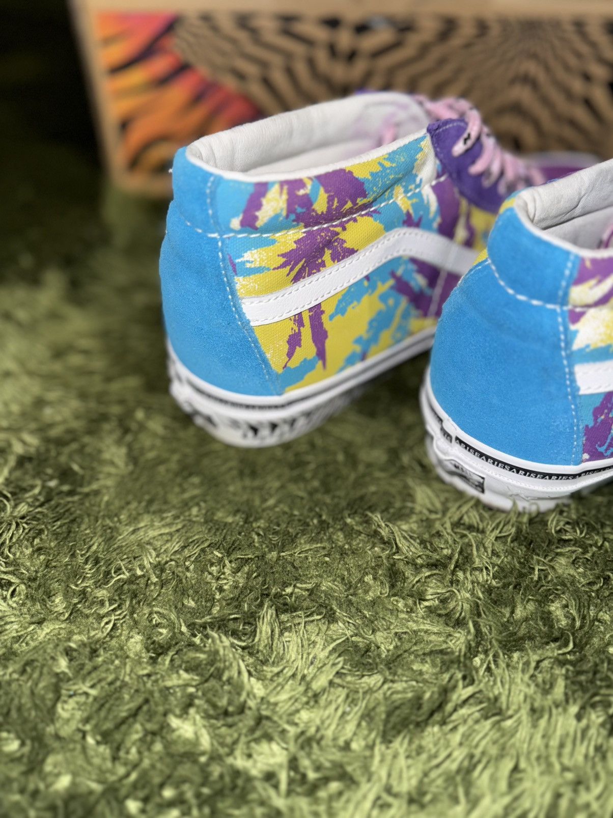Vans [US10] Vans Vault x Aries Skate Mid Purple Size US 10 / EU 43 - 6 Thumbnail