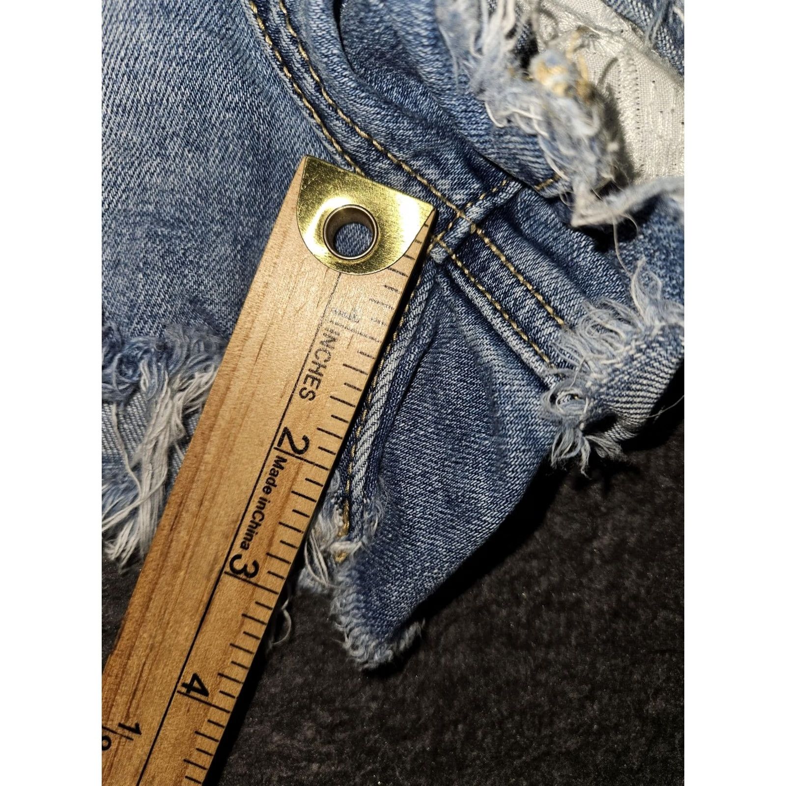 American Eagle Outfitters VINTAGE? No. American Eagle Outfitters Shorts Womens 2 Blue Curvy Hi-Rise Shortie Distressed Denim Cut-Off Super Stretch Shorties Size 26" / US 2 / IT 38 - 7 Thumbnail