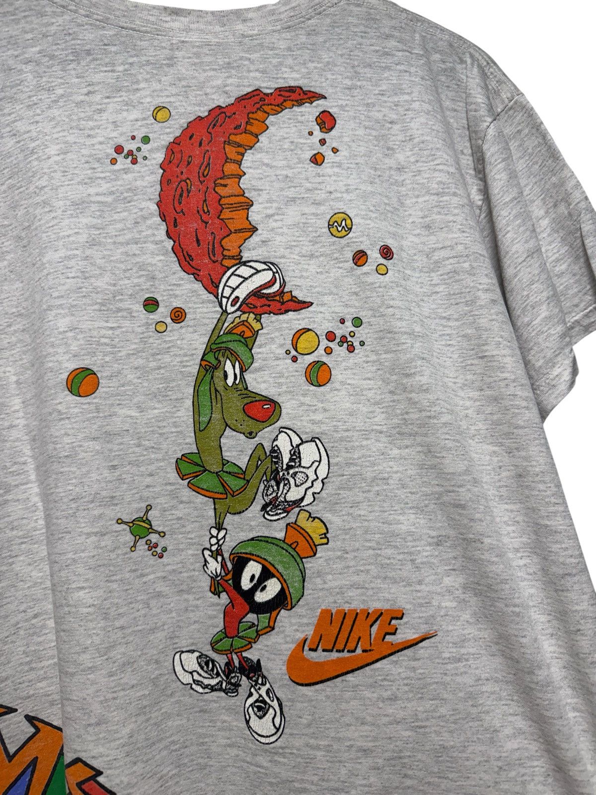 Nike Vintage 1993 Space Jam T Shirt Nike Gray Tag Hare Jordan Size US L / EU 52-54 / 3 - 10 Thumbnail