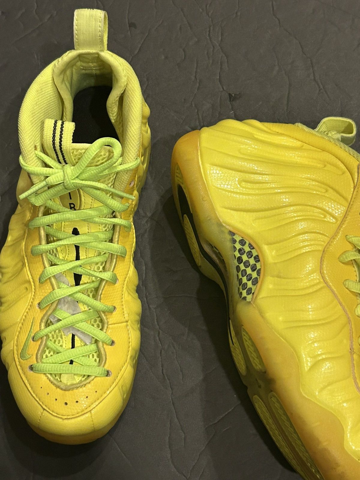 Nike Nike Air Foamposite Pro ‘Volt’ Size US 8 / EU 41 - 12 Thumbnail