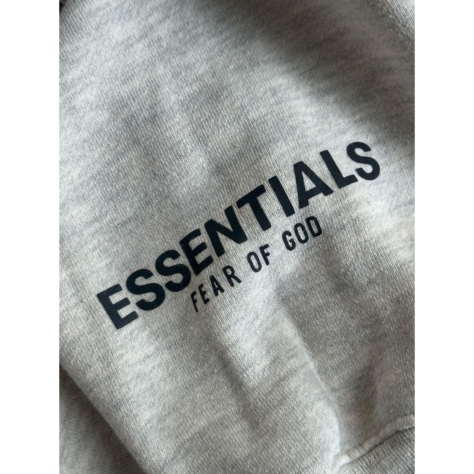 Fear of God Fear of God Essentials Crewneck Gray Crewneck - Size XS Size US XS / EU 42 / 0 - 8 Thumbnail