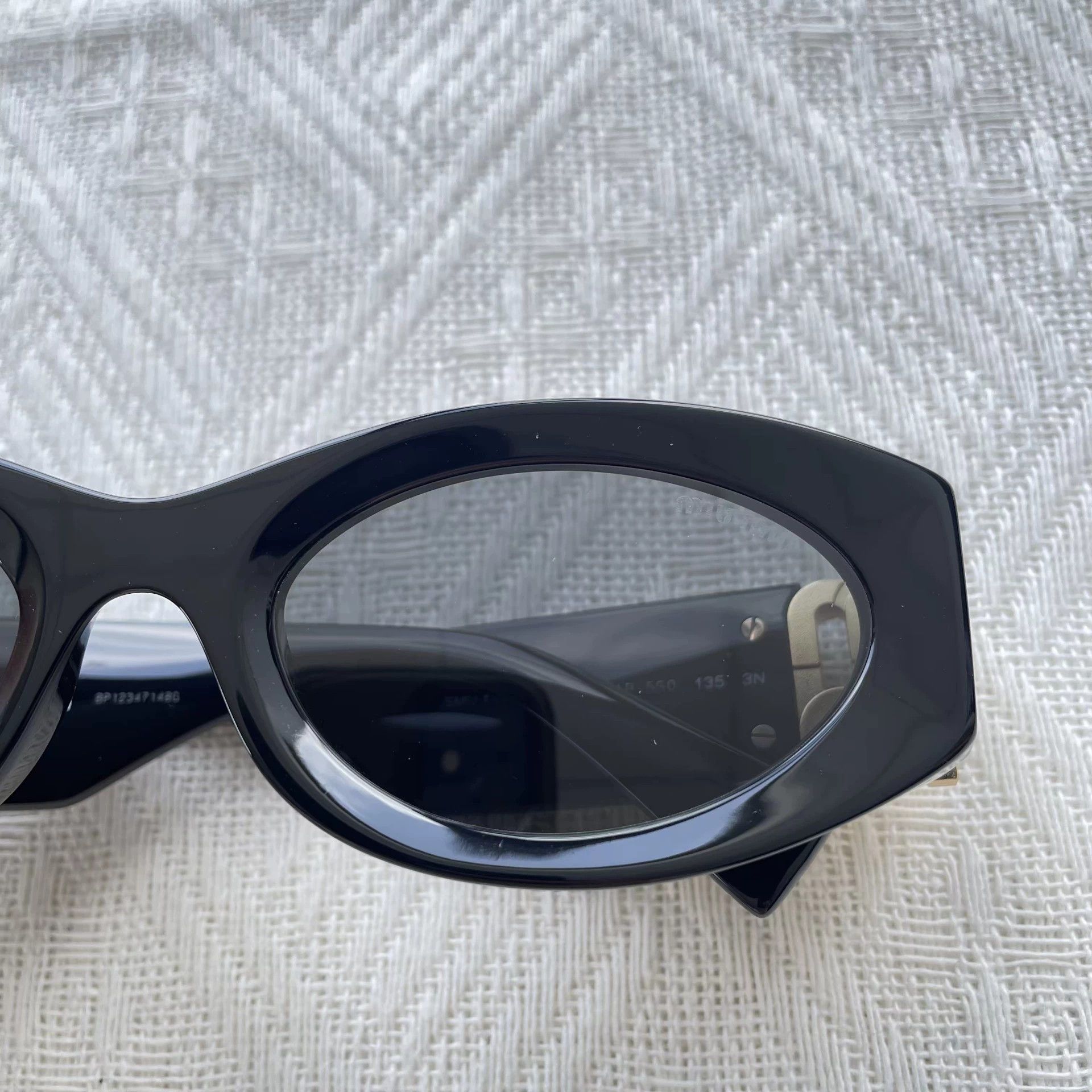Miu Miu MIU MIU Women's Black Oval Sunglasses 99 New Full Set Size ONE SIZE - 6 Thumbnail