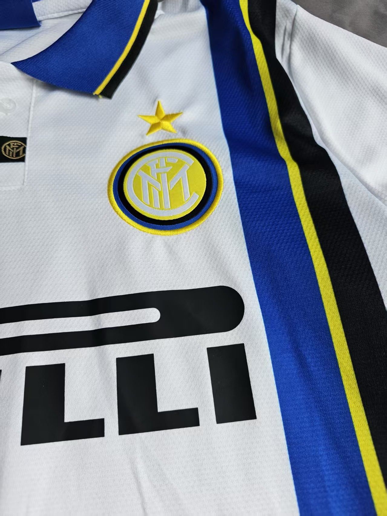 Other Inter Milan Jersey Away 1997 98 Season Size US L / EU 52-54 / 3 - 2 Thumbnail