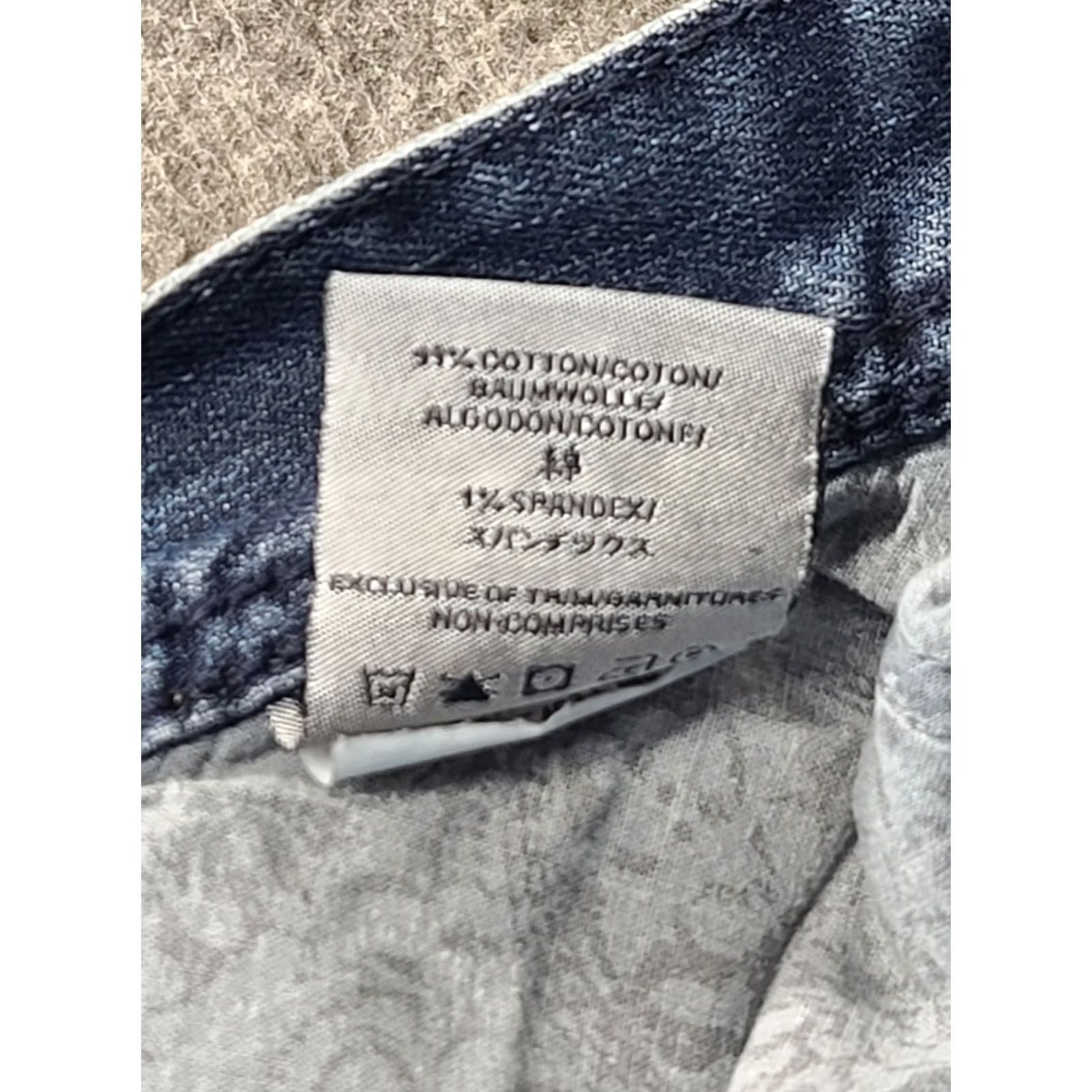 Silver Jeans Co. Silver Jeans Grayson Heritage Men’s Jeans W38 L30 Relaxed Distressed 5-Pocket Denim Cotton Spandex Blue Moderate Wash Straight Style Regular Mens Size US 38 / EU 54 - 4 Thumbnail
