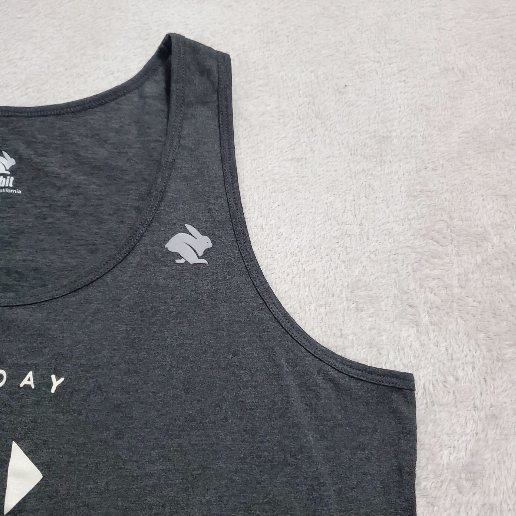 Vintage Rabbit Tank Top Women Large Charcoal Gray Global Running Day Graphic Shirt Size L / US 10 / IT 46 - 5 Thumbnail