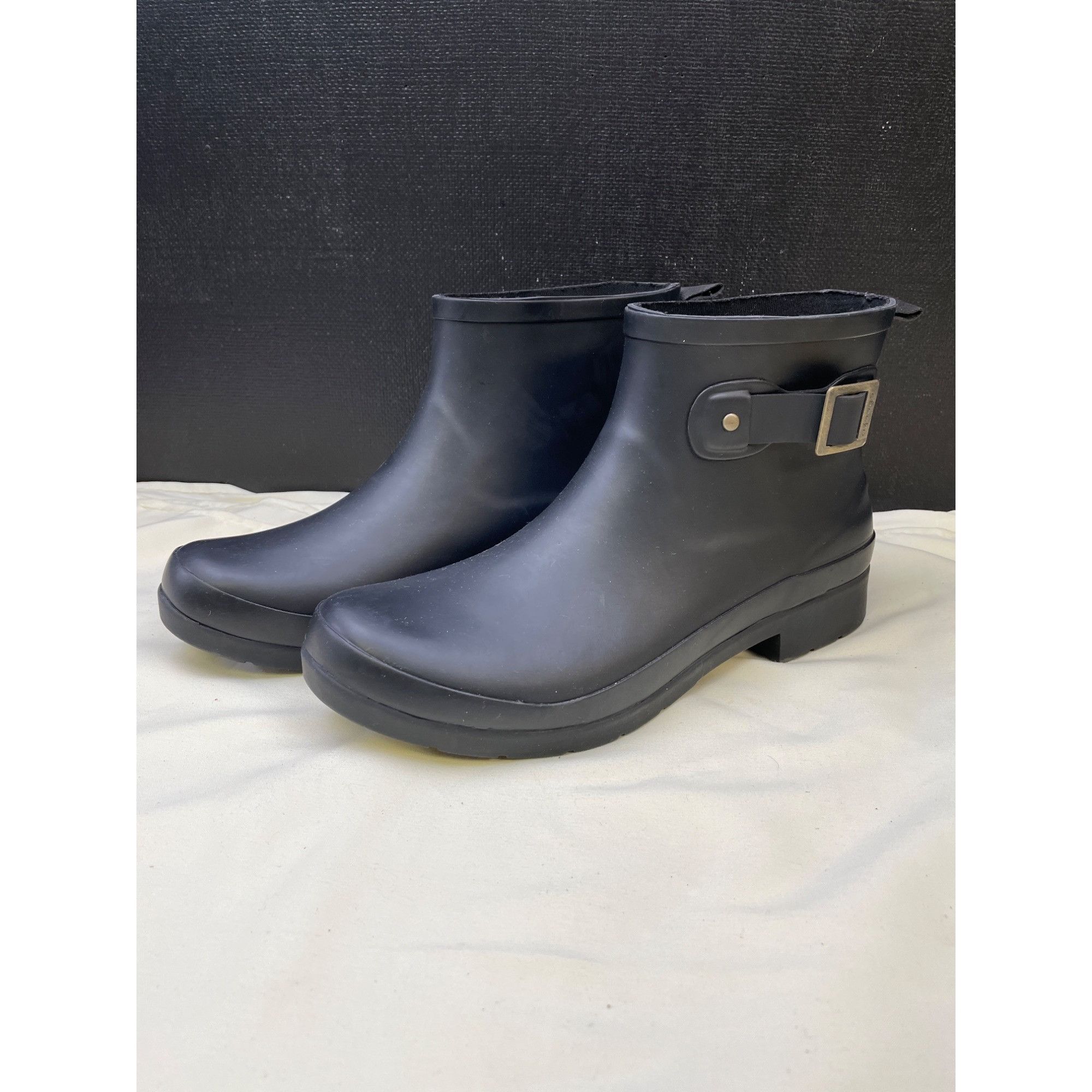 Other Chooka Womens Black Ankle Rain Boots Shoes Size 9 SKU 6448 Size US 9 / IT 39 - 1 Thumbnail