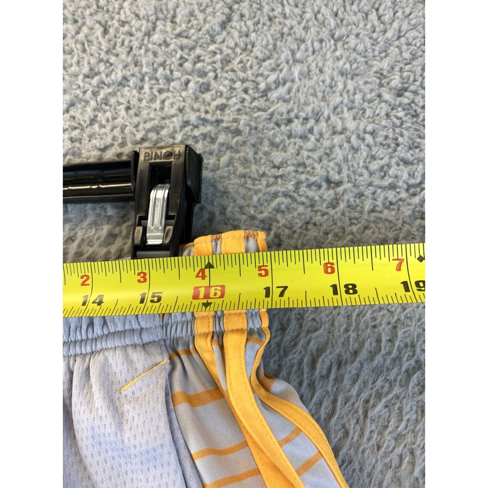 Adidas VINTAGE Adidas Athletic Shorts Men's XL Gray Yellow Activewear 89-10 Size US 36 / EU 52 - 5 Thumbnail