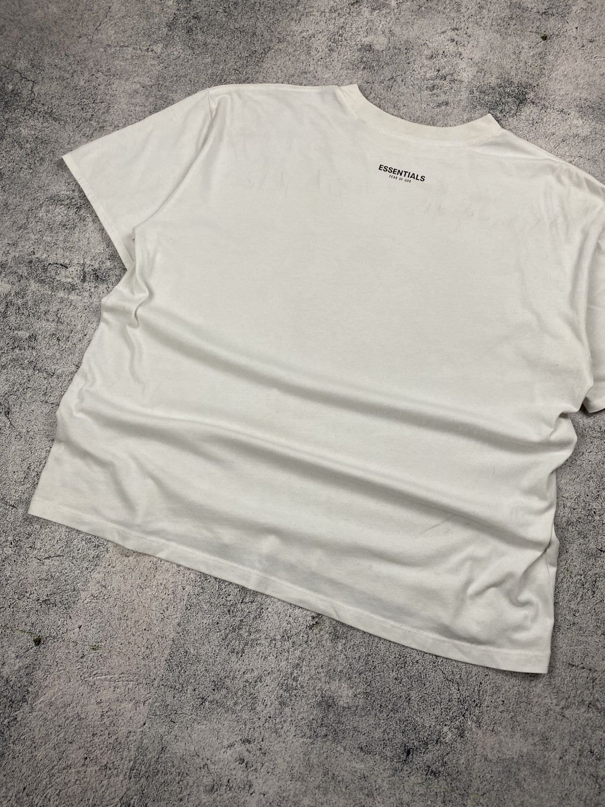 Essentials Essentials Fear Of God Basic Mini Logo Hype Oversized Tee Size US L / EU 52-54 / 3 - 7 Thumbnail