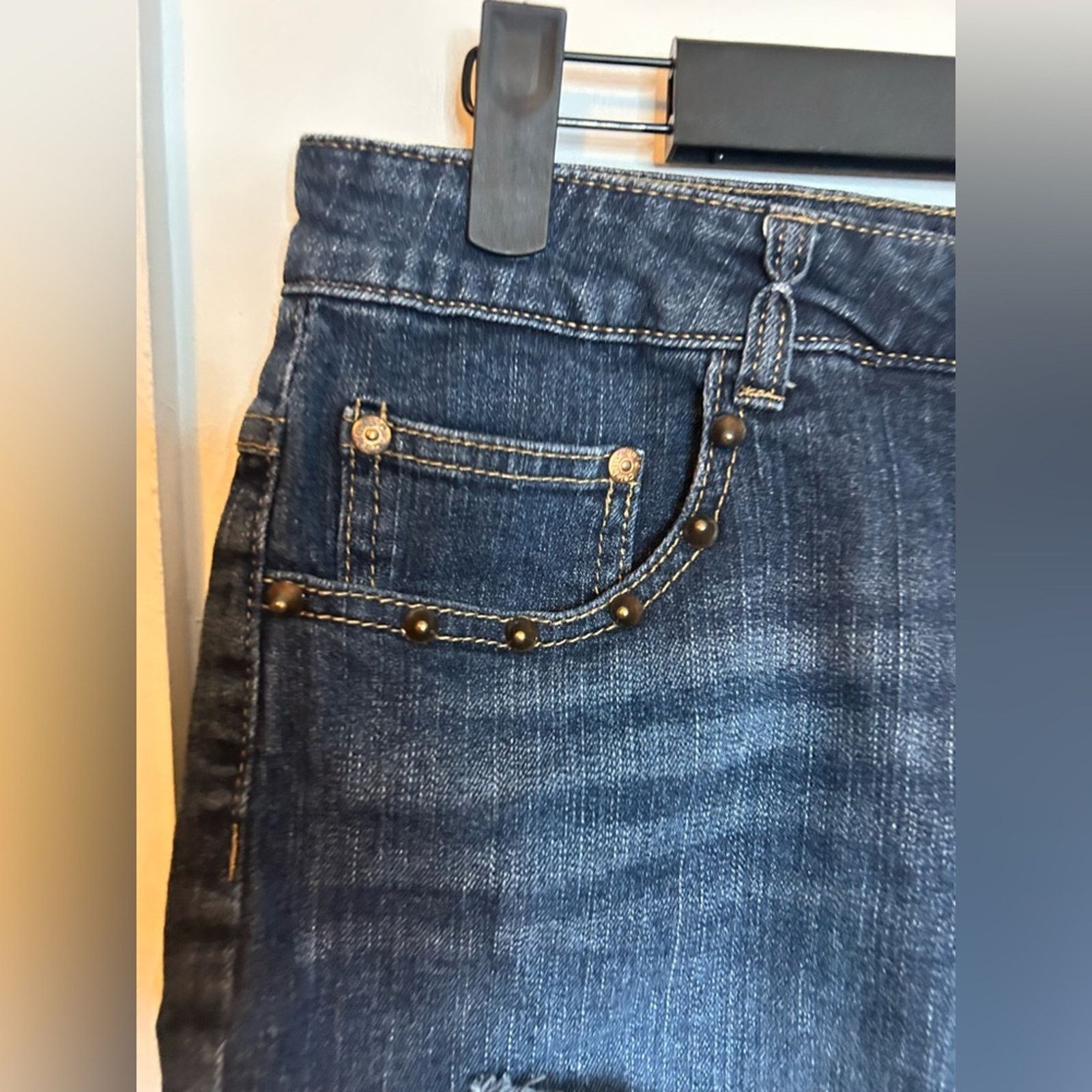 Other Celebrity Pink Studded Cutoff Denim Shorts Size 29" - 4 Thumbnail