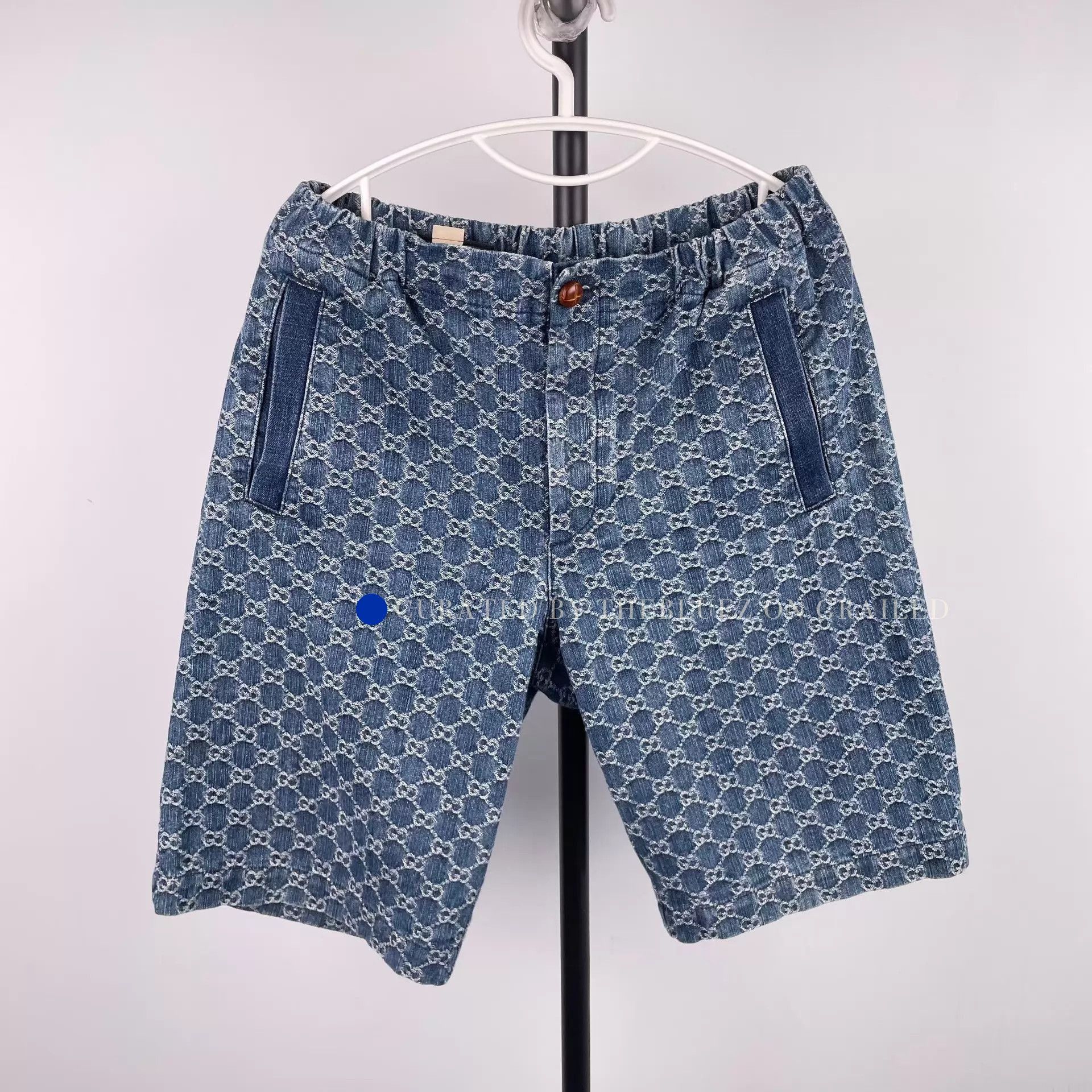 Gucci Stylish Blue Denim Shorts in Size 28 Size US 28 / EU 44 - 1 Thumbnail