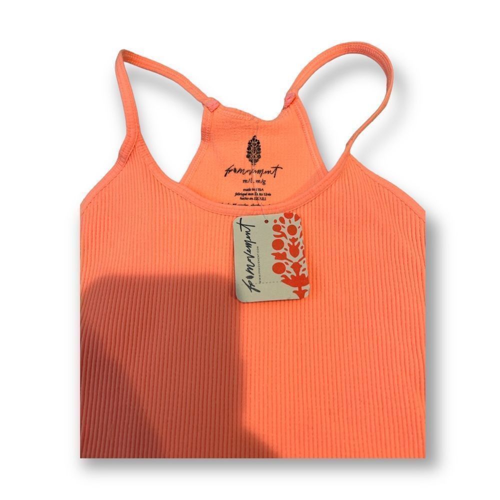 Free People Free People Movement Cropped Run Tank Size Medium Large Size M / US 6-8 / IT 42-44 - 2 Thumbnail