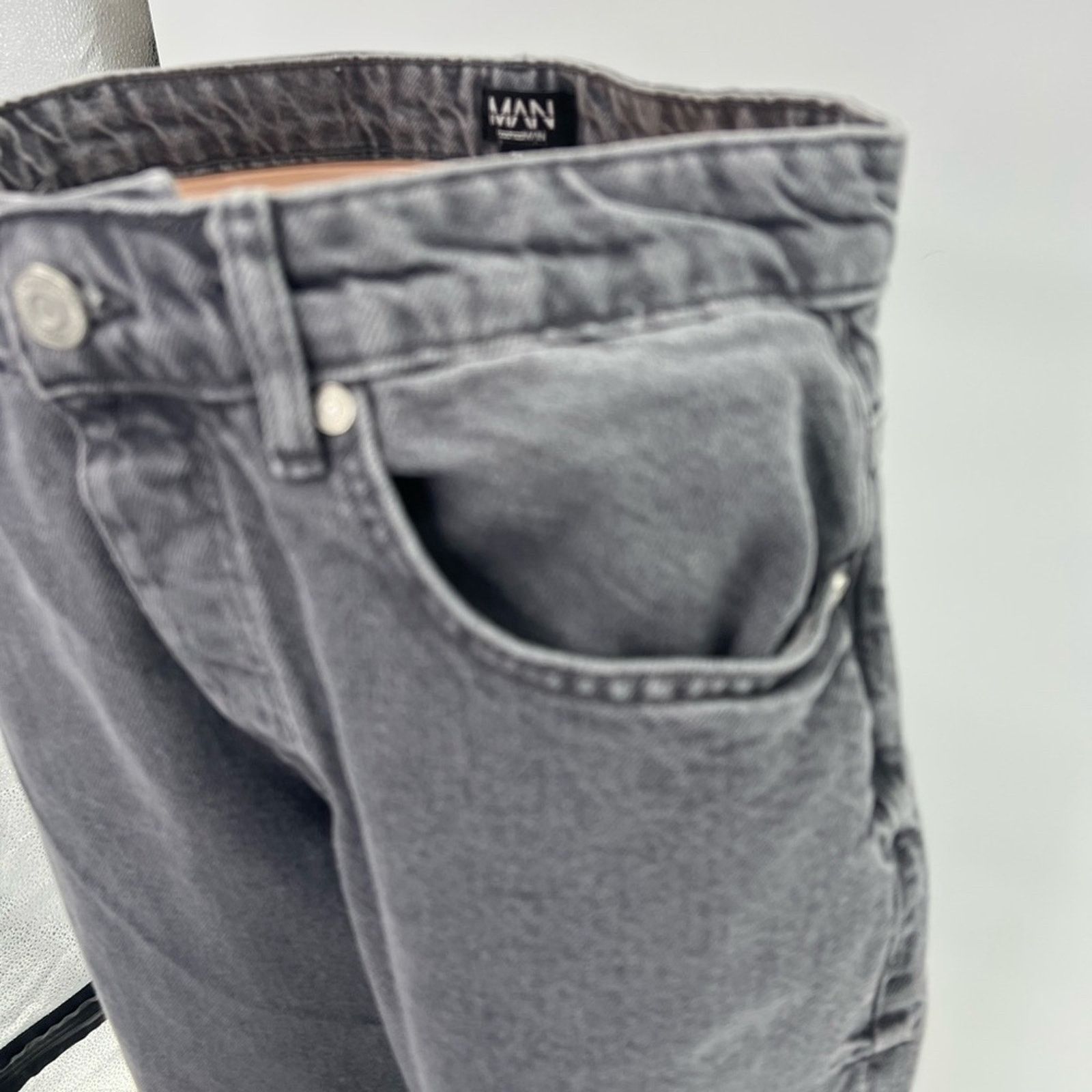 & Other Stories Boohoo Man Distressed Ripped Jeans Size 32 Size US 32 / EU 48 - 3 Thumbnail