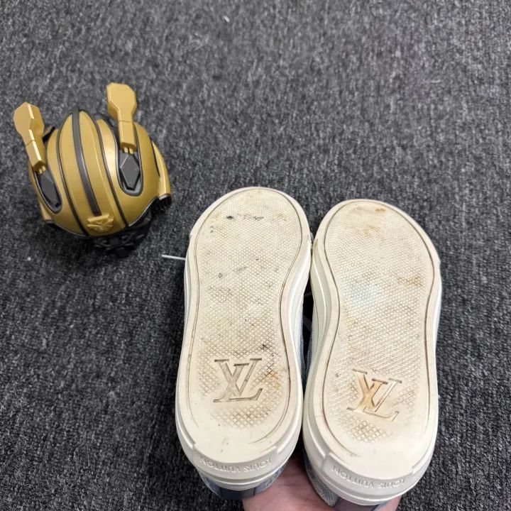 Louis Vuitton Louis Vuitton Stellar Low Denim Sneakers for Women -2508 Size US 6 / IT 36 - 4 Thumbnail