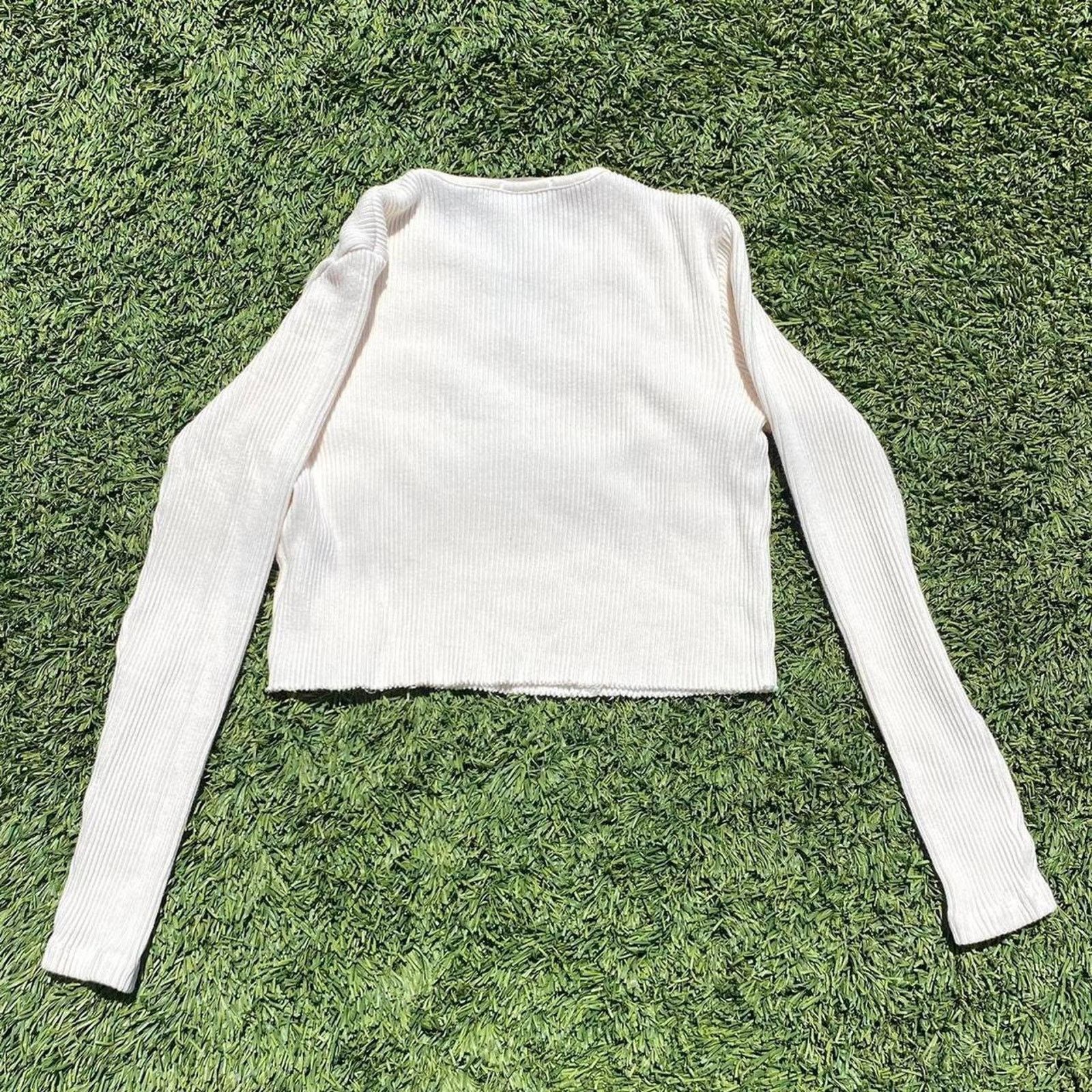 Brandy Melville Brandy Melville White Crop Top Long Sleeve One Size New Size ONE SIZE - 3 Thumbnail