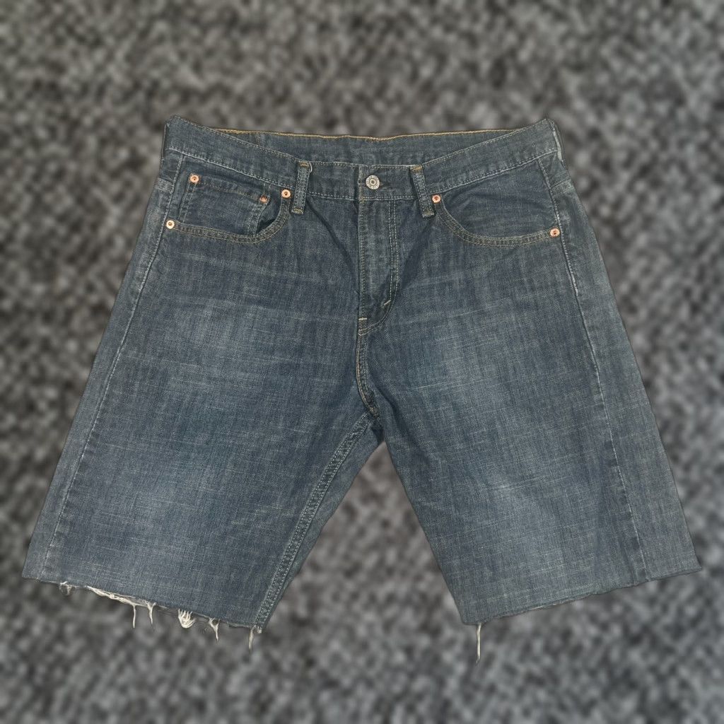 Levi's Levi's 569 Bermuda Shorts 35 Men Blue Denim Casual Travel 10" Jorts Grunge Y2K Size US 35 - 1 Thumbnail