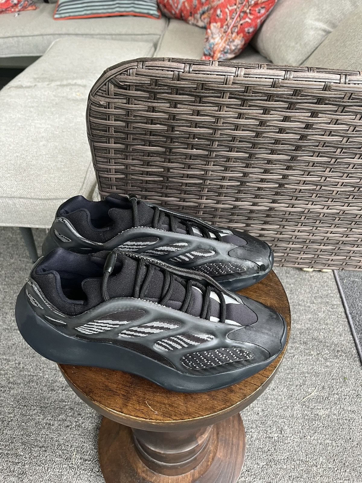 image of Kanye West x Yeezy Season Size 9- Yeezy 700 V3 Dark Glow Authentic Shoes in Black, Men's