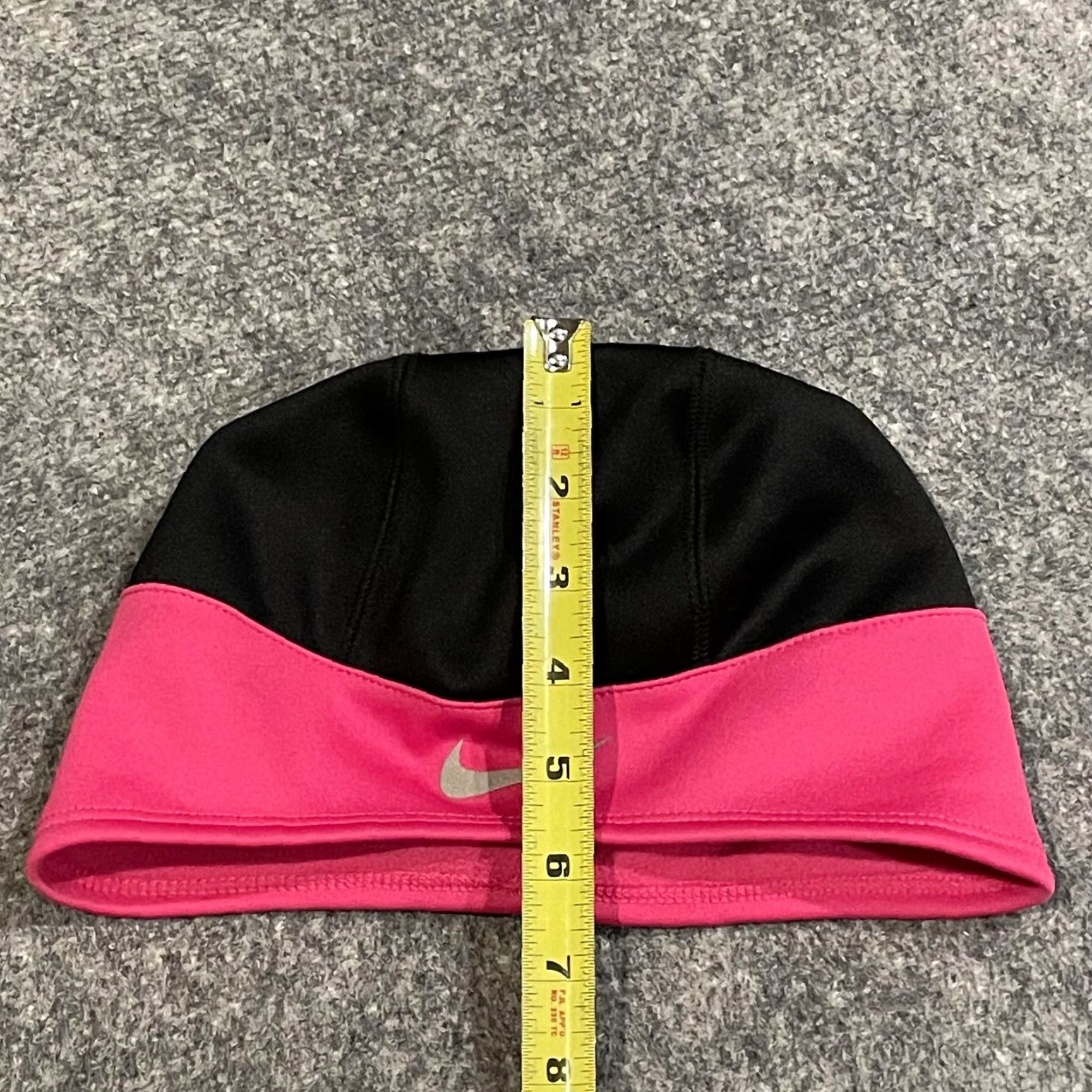 Nike Nike Thermal Fleece Lined Skull Cap Beanie Women Black Pink Ponytail Hole Running Training Winter Reflective Swoosh Logo One Size Adult Womens Size ONE SIZE - 8 Thumbnail