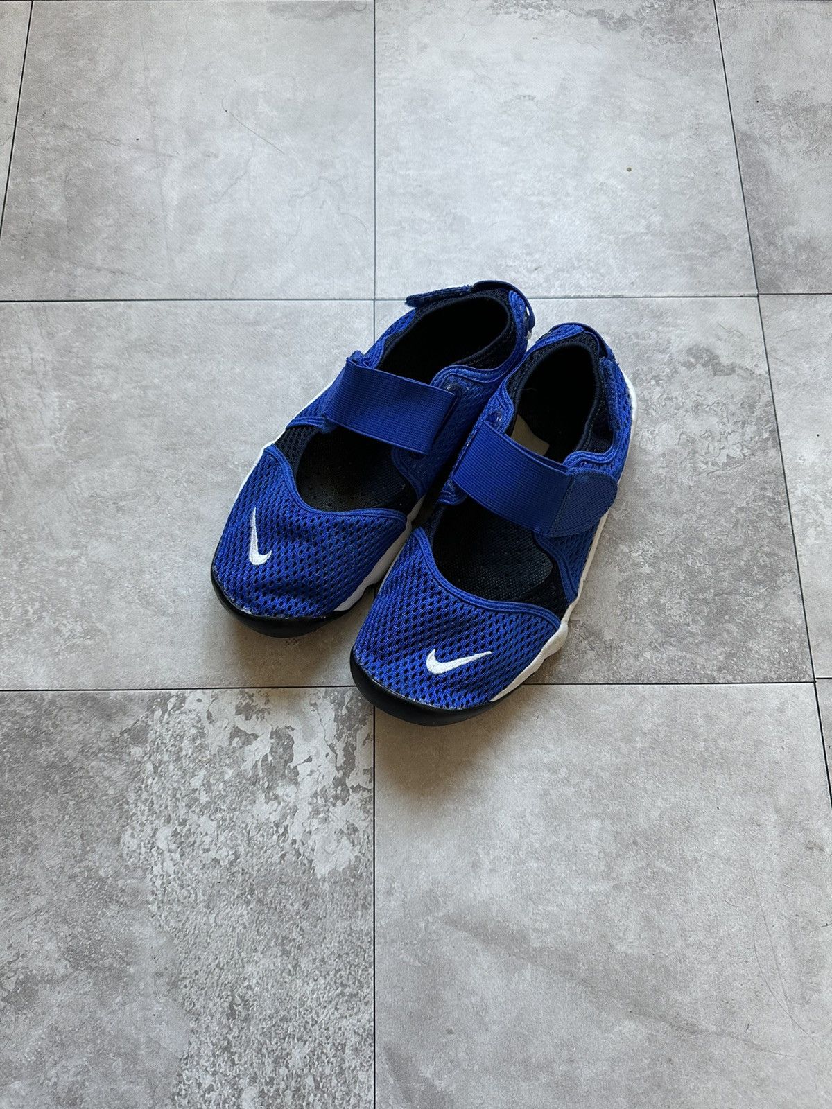 Nike Vintage 2016 Nike Rift Blue Mesh Women’s Trainers Sz 6 US Size US 6 / IT 36 - 1 Thumbnail