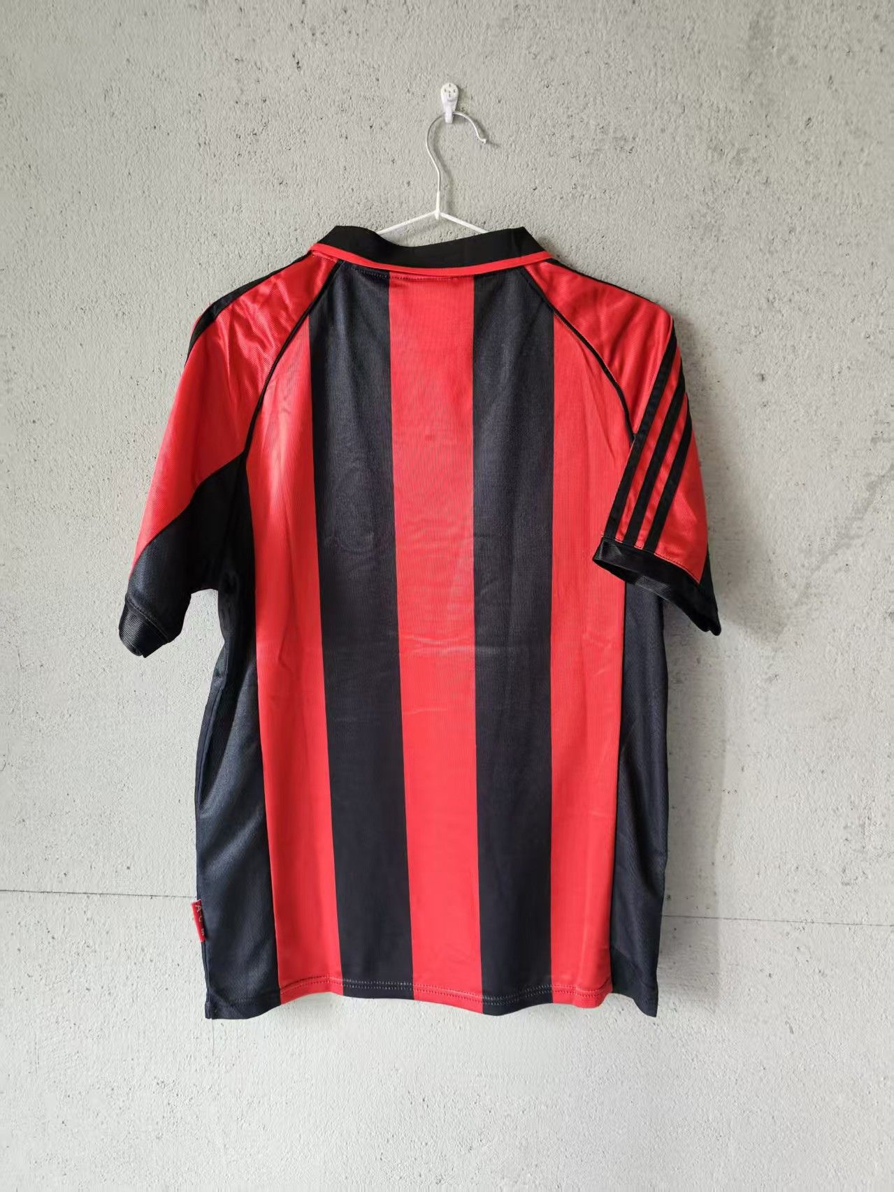 Other 1998 1999 AC Milan Soccer jersey Home Size US S / EU 44-46 / 1 - 6 Thumbnail