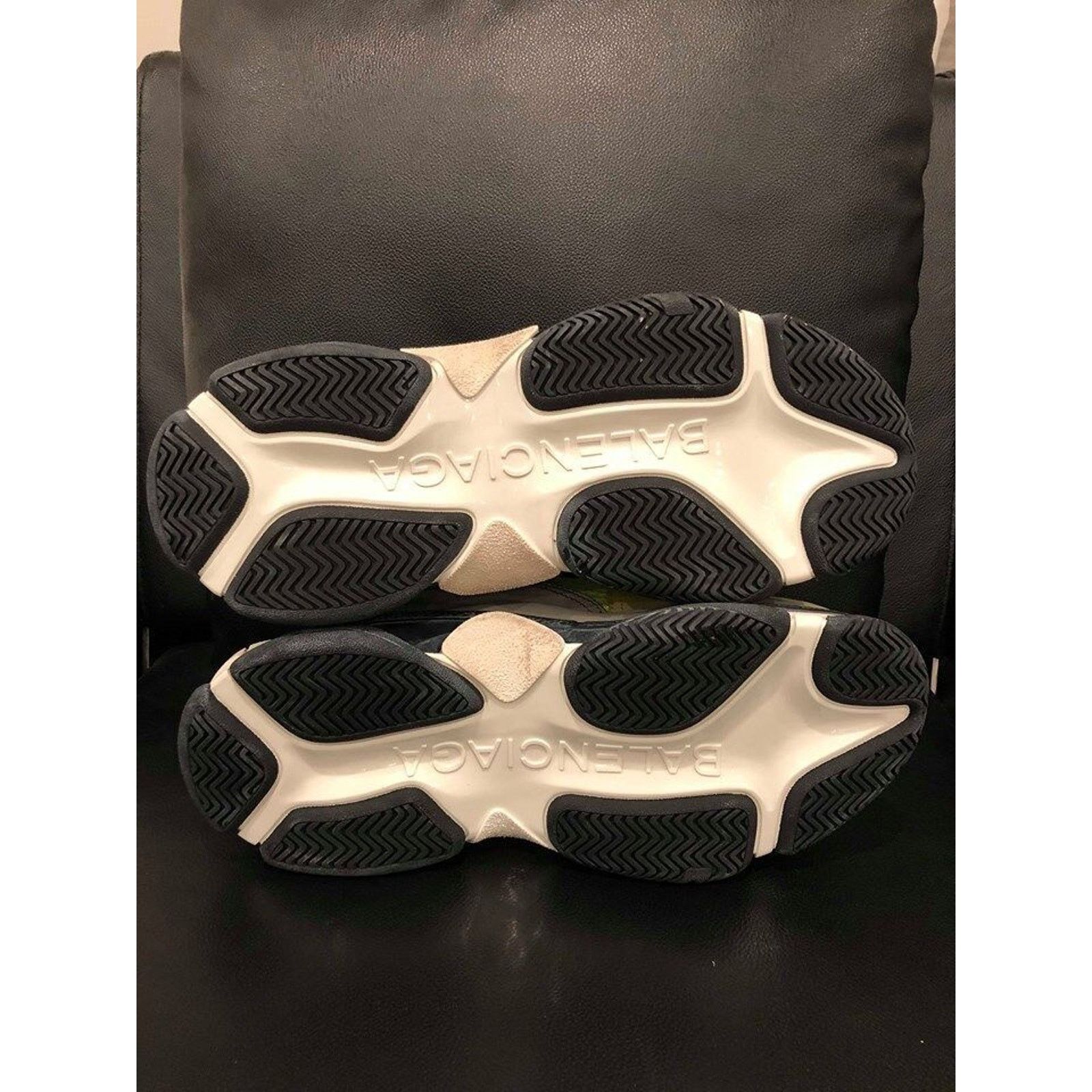 Balenciaga Triple S Sneaker Womens Speed Flat Trainers 40 Size US 10 / IT 40 - 12 Thumbnail