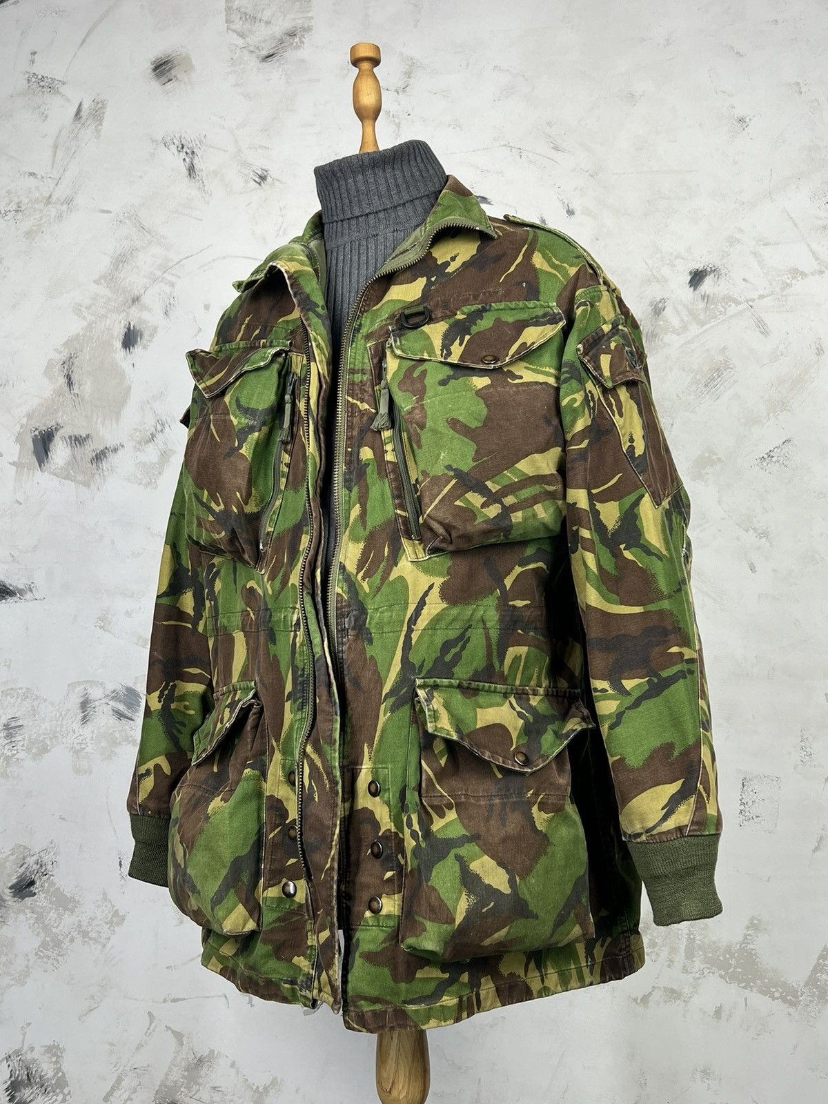 Vintage Vintage British Military Camo Jacket Size L - XL Size US XL / EU 56 / 4 - 1 Thumbnail