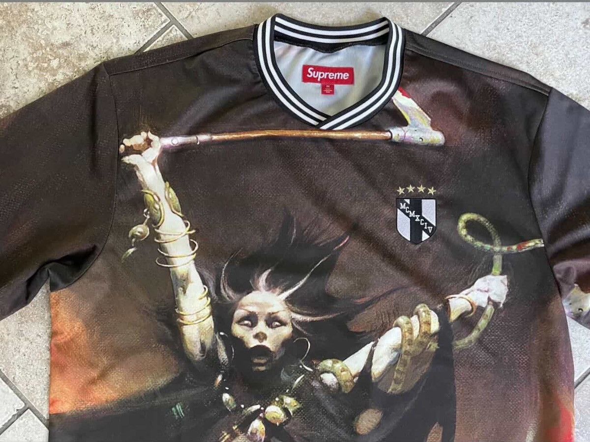 Supreme Frank Frazetta Soccer Jersey Size US M / EU 48-50 / 2 - 2 Thumbnail
