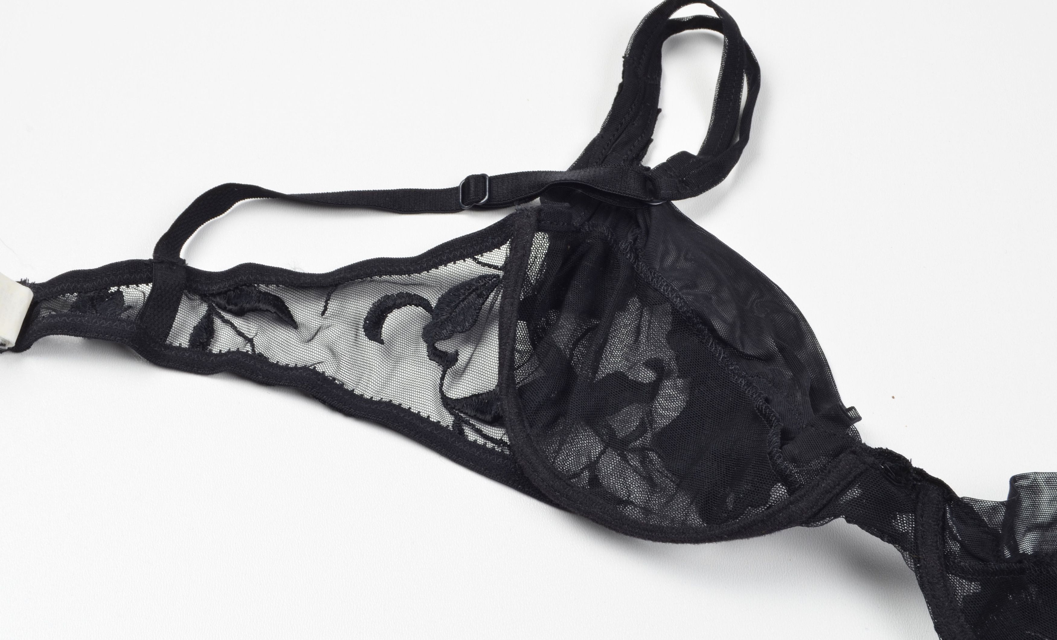 La Perla Vintage La Perla 90's Mesh Floral Embroidered Bra Size ONE SIZE - 5 Thumbnail
